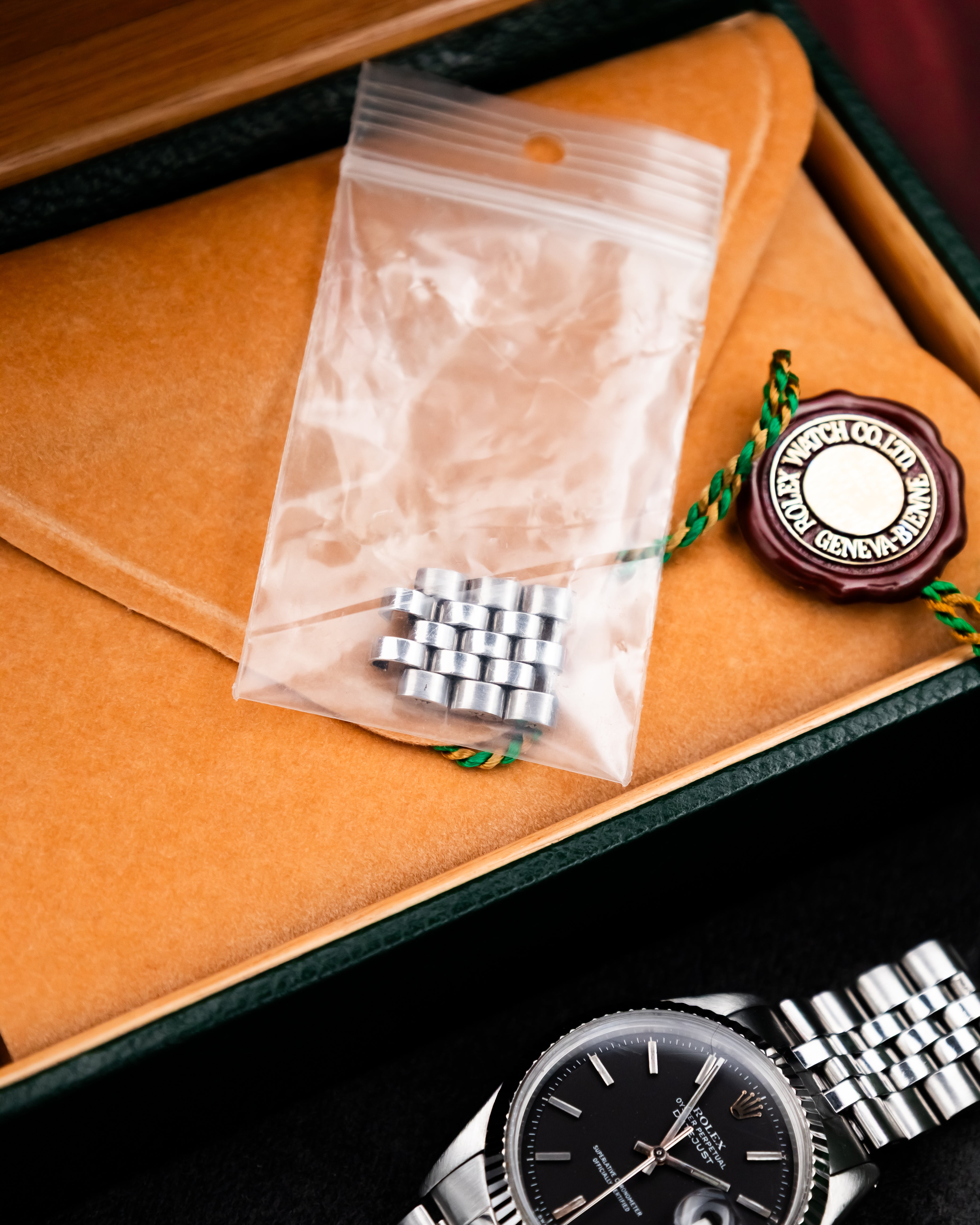 Rolex 1603 Perpetual Datejust - black dial