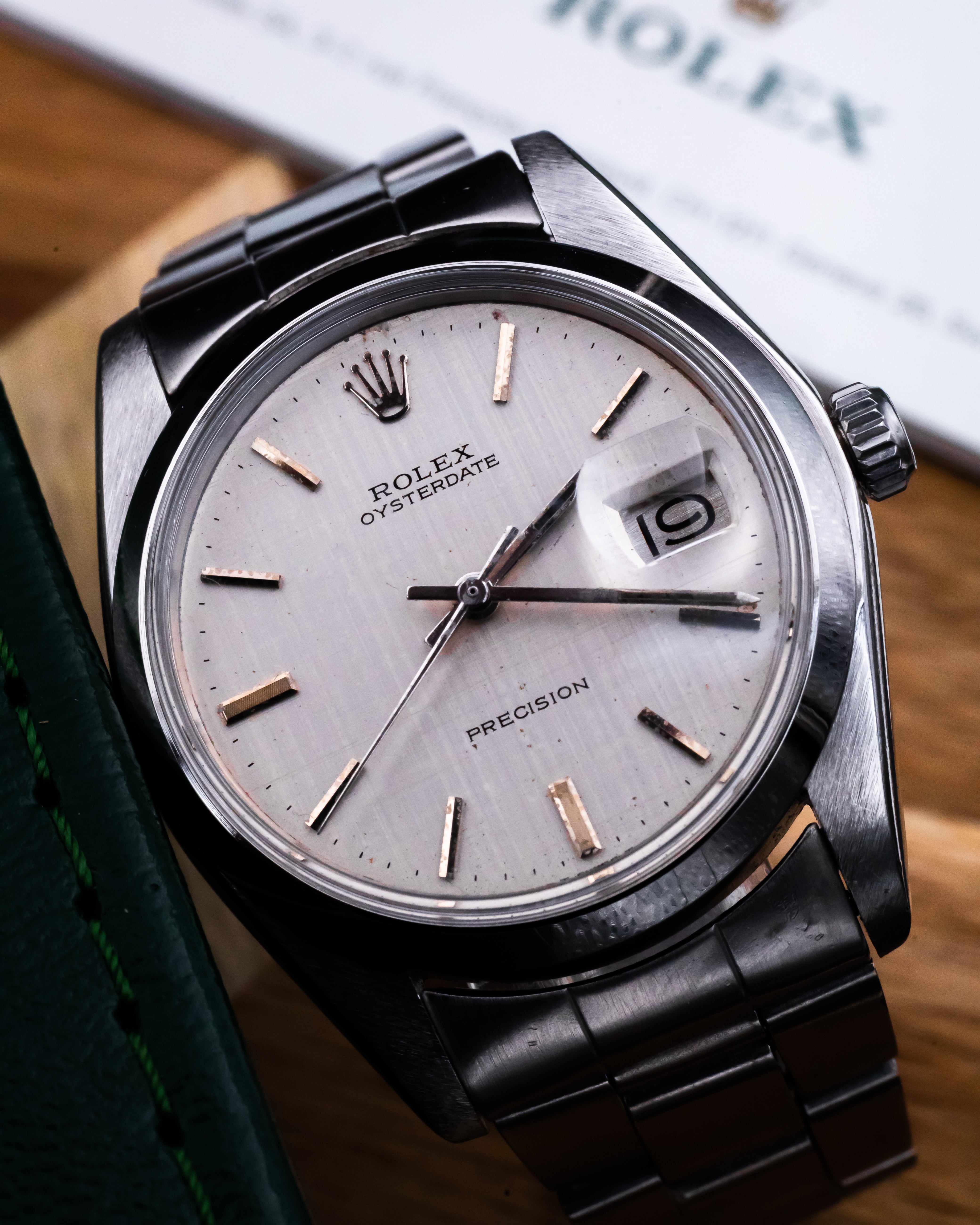 Rolex 6694 Oysterdate - Linen dial