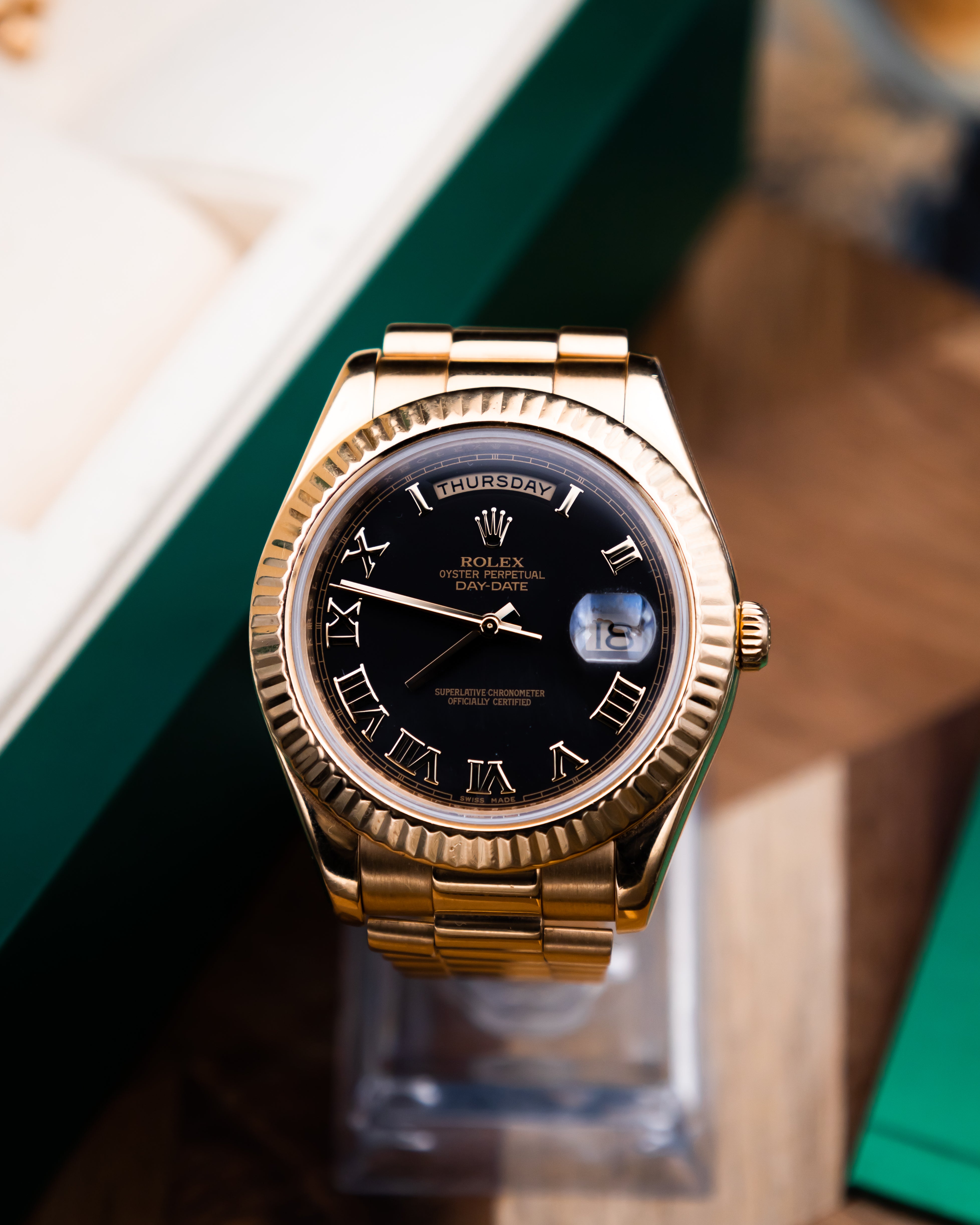 Rolex 218238 Day-Date II - black Roman dial