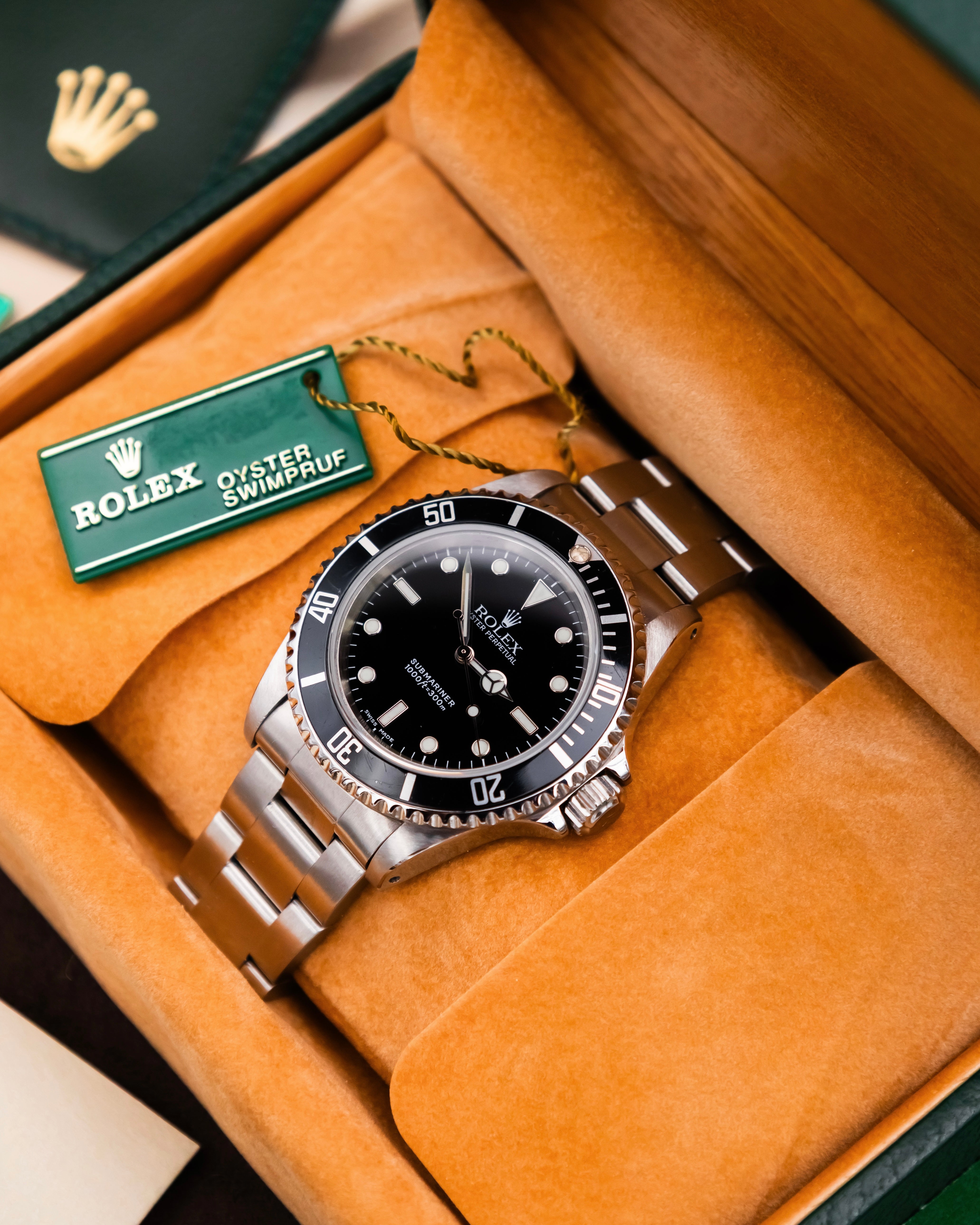 Rolex 14060M Submariner - Black Dial