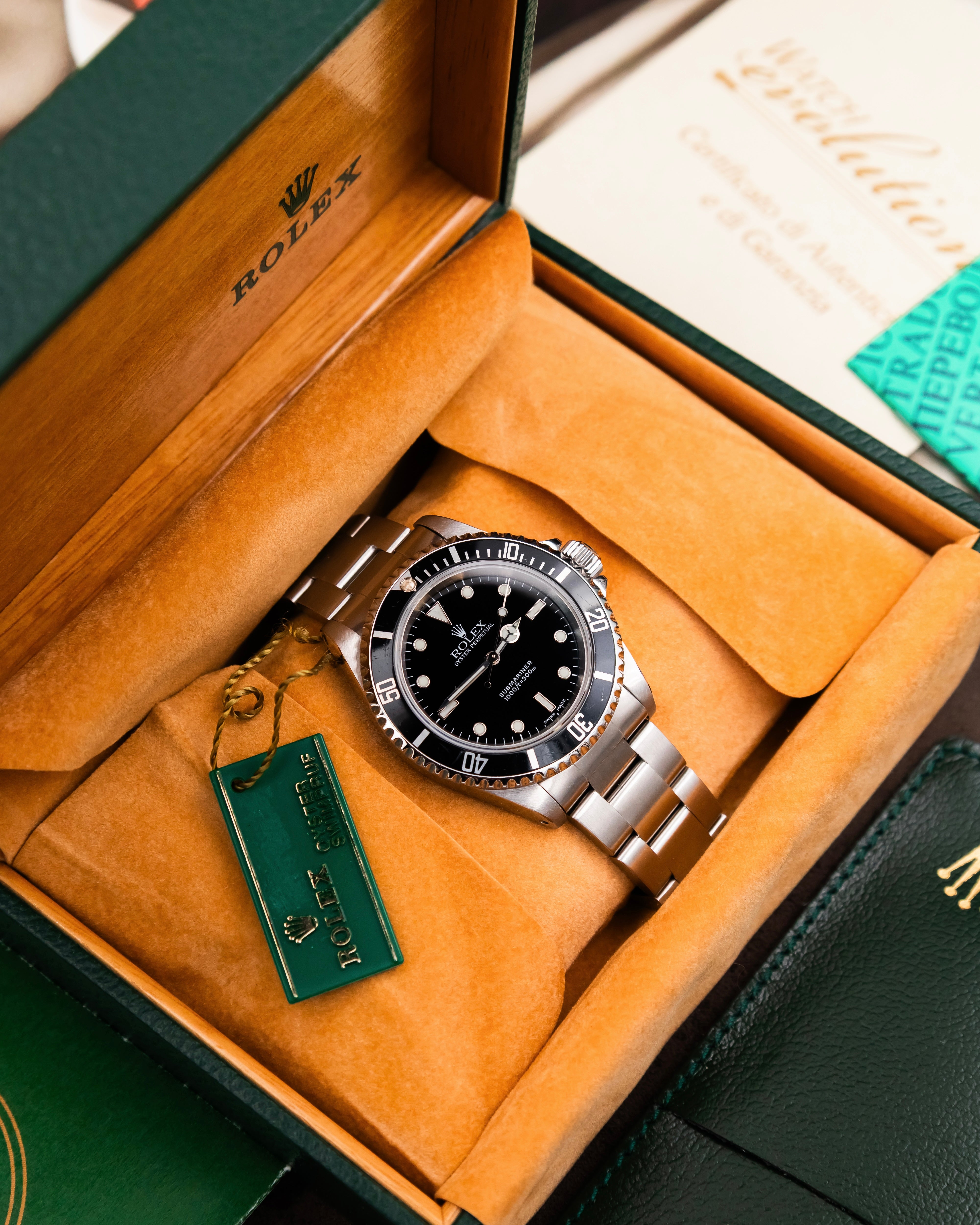 Rolex 14060M Submariner - Black Dial