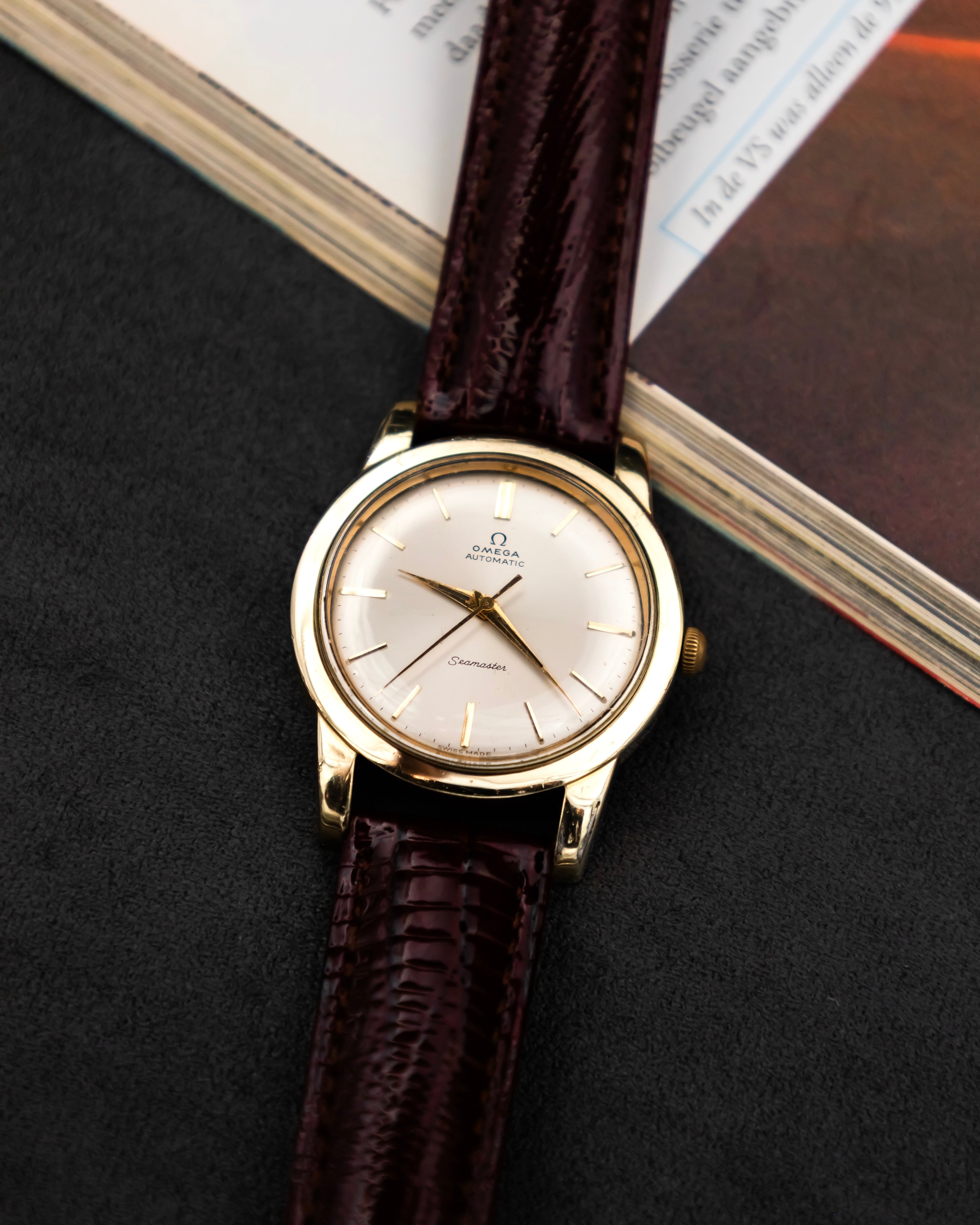 Omega 2577-19 SC Seamaster - Champagne Dial