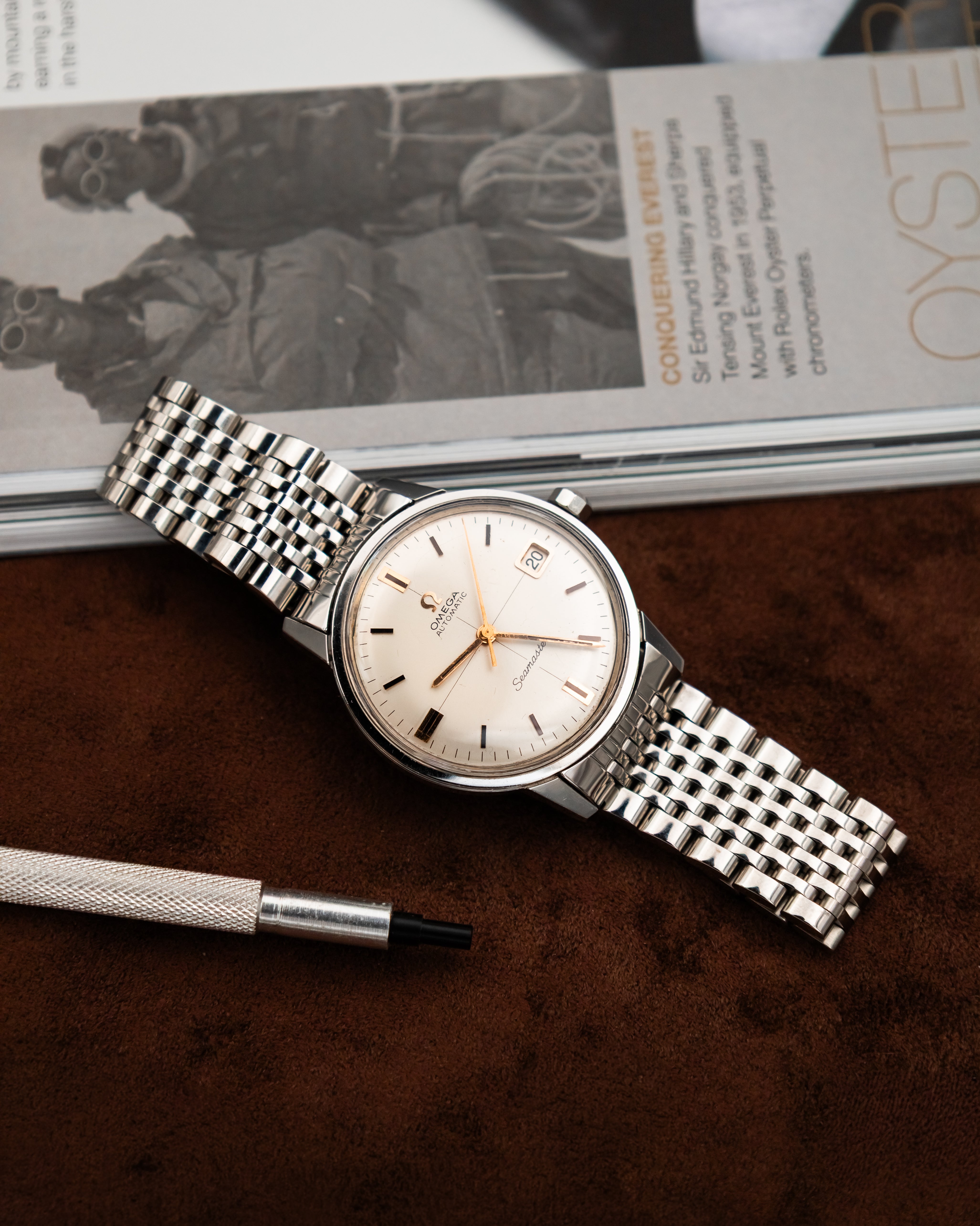 Omega 166.002 Seamaster - White Crosshair dial
