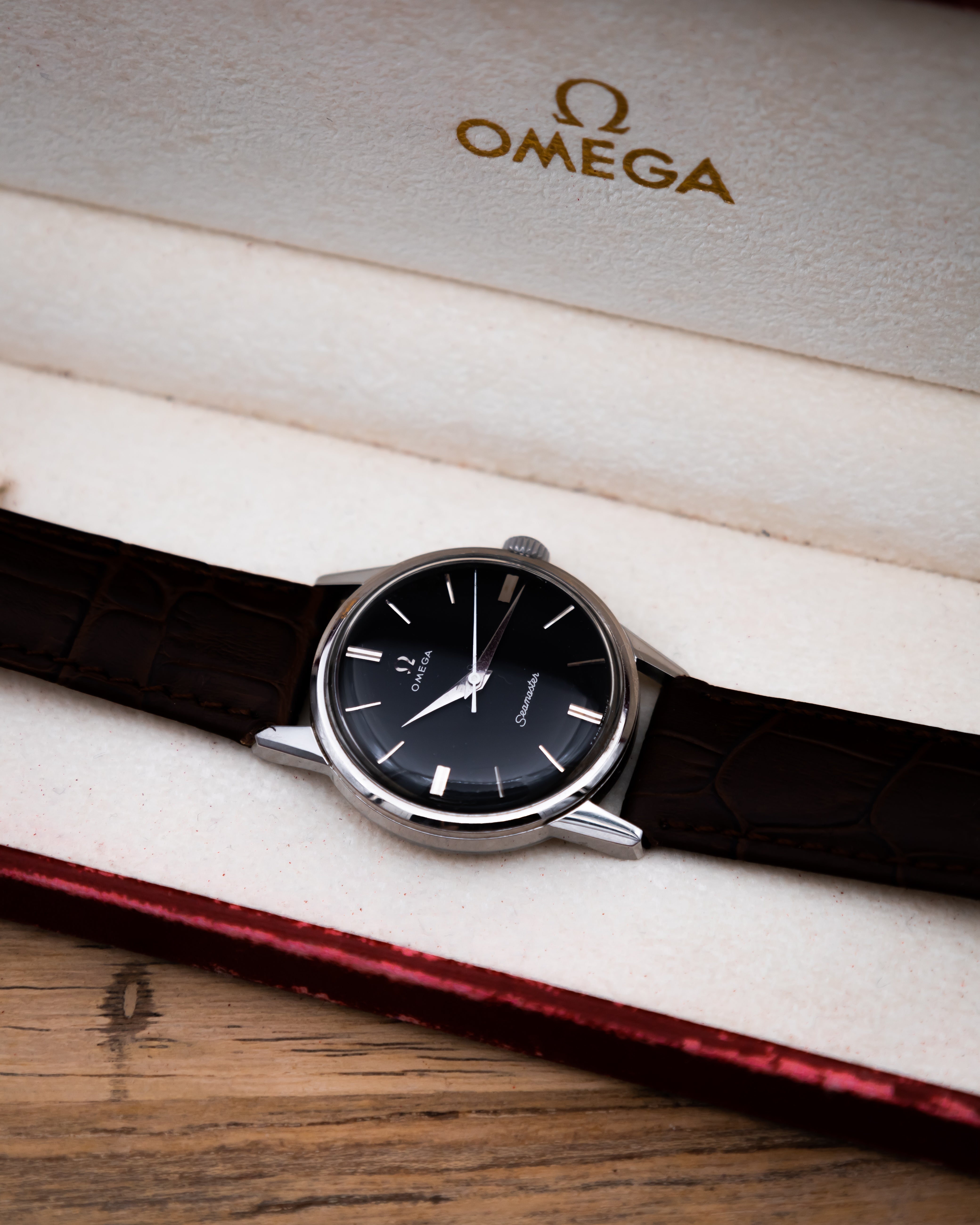 Omega 14390-61SC Seamaster - black dial