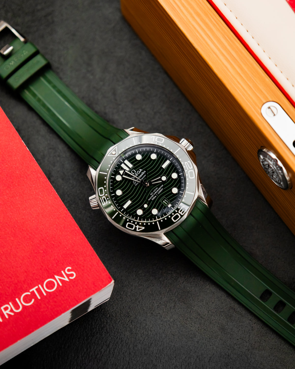 Omega Seamaster Diver 300M Co-Axial - Green Dial