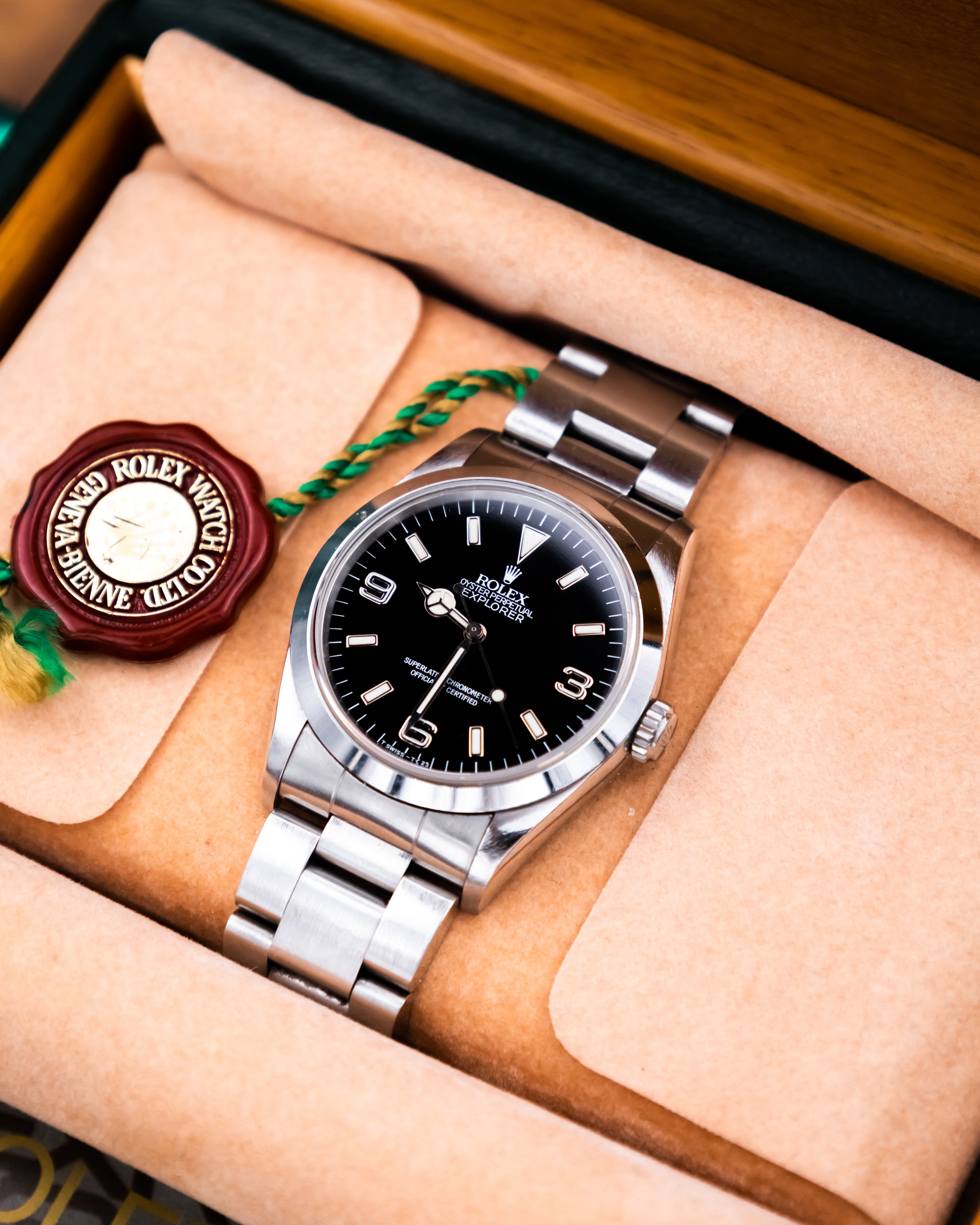 Rolex 14270 Explorer - black dial