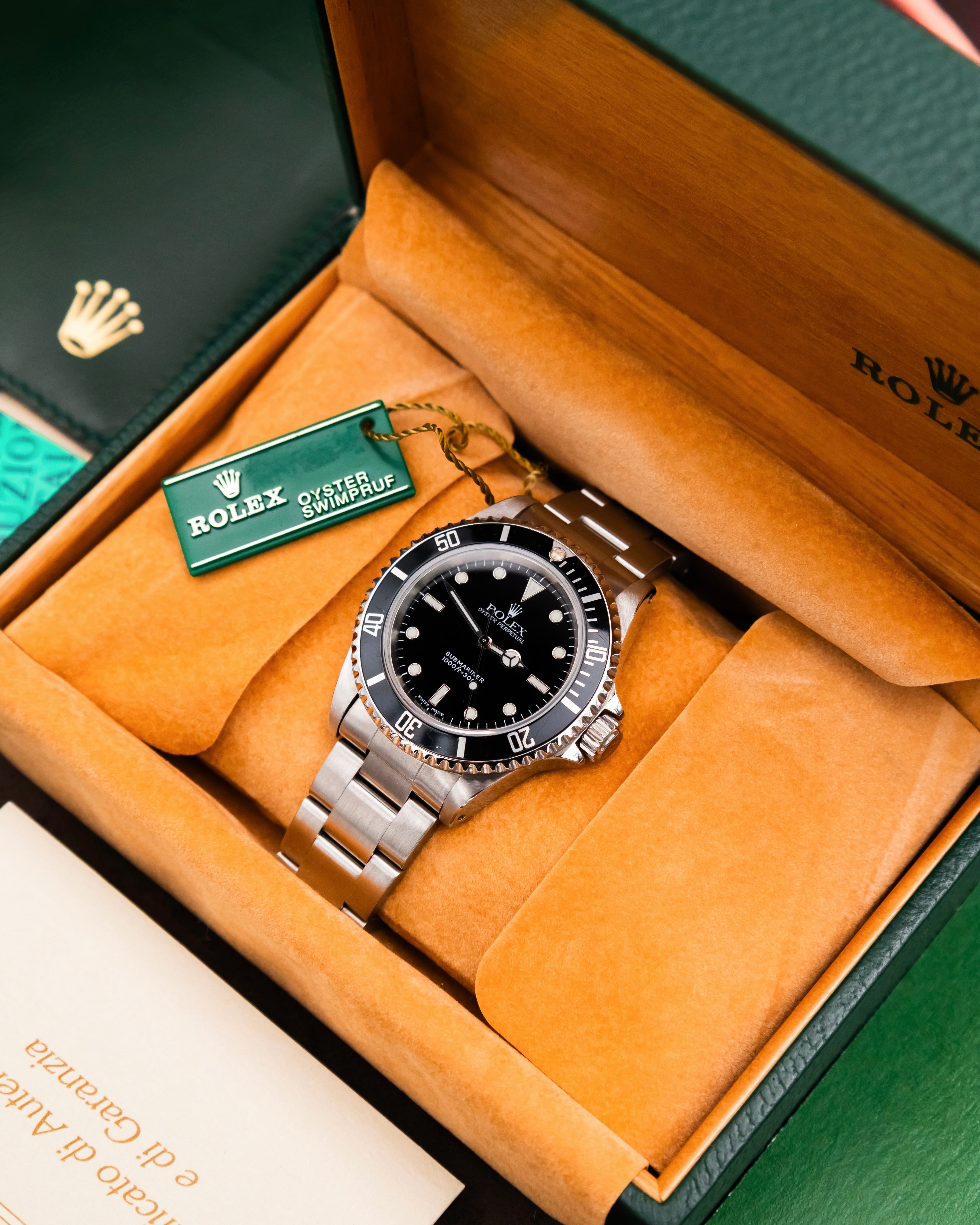 Rolex 14060M Submariner - Black Dial