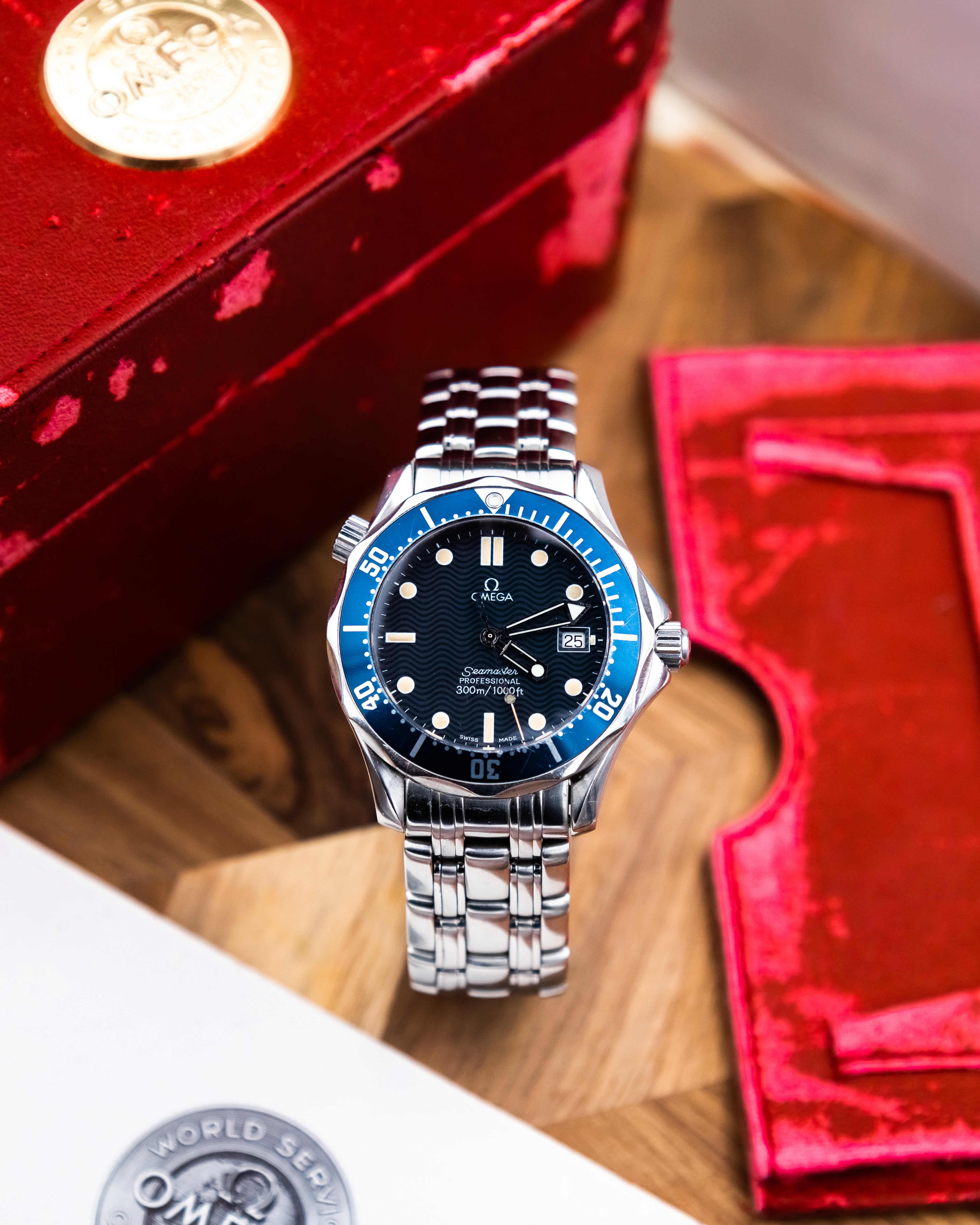 Omega 2561.80 Seamaster 300M - blue dial