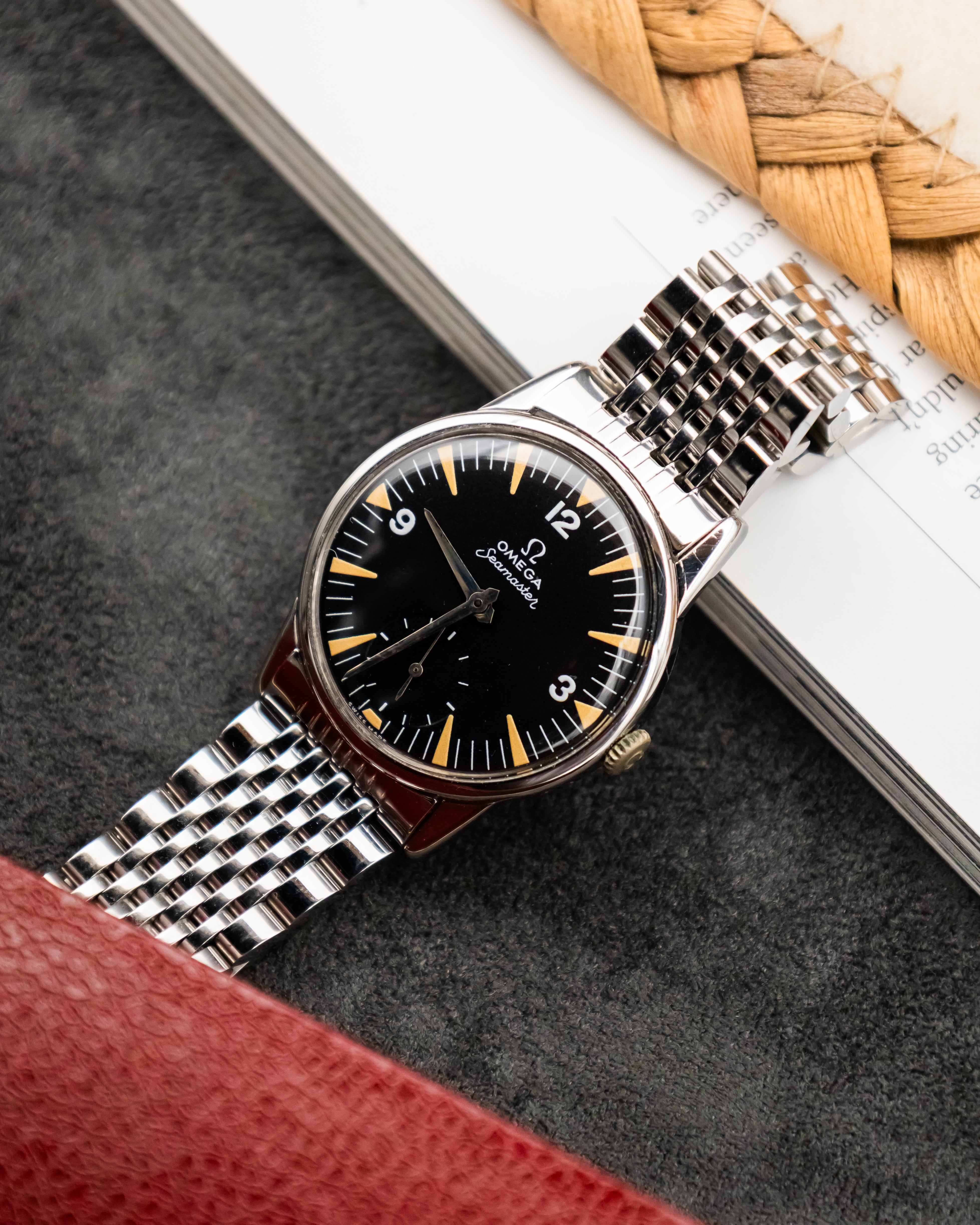 Omega 14713-1 Seamaster - Explorer Dial