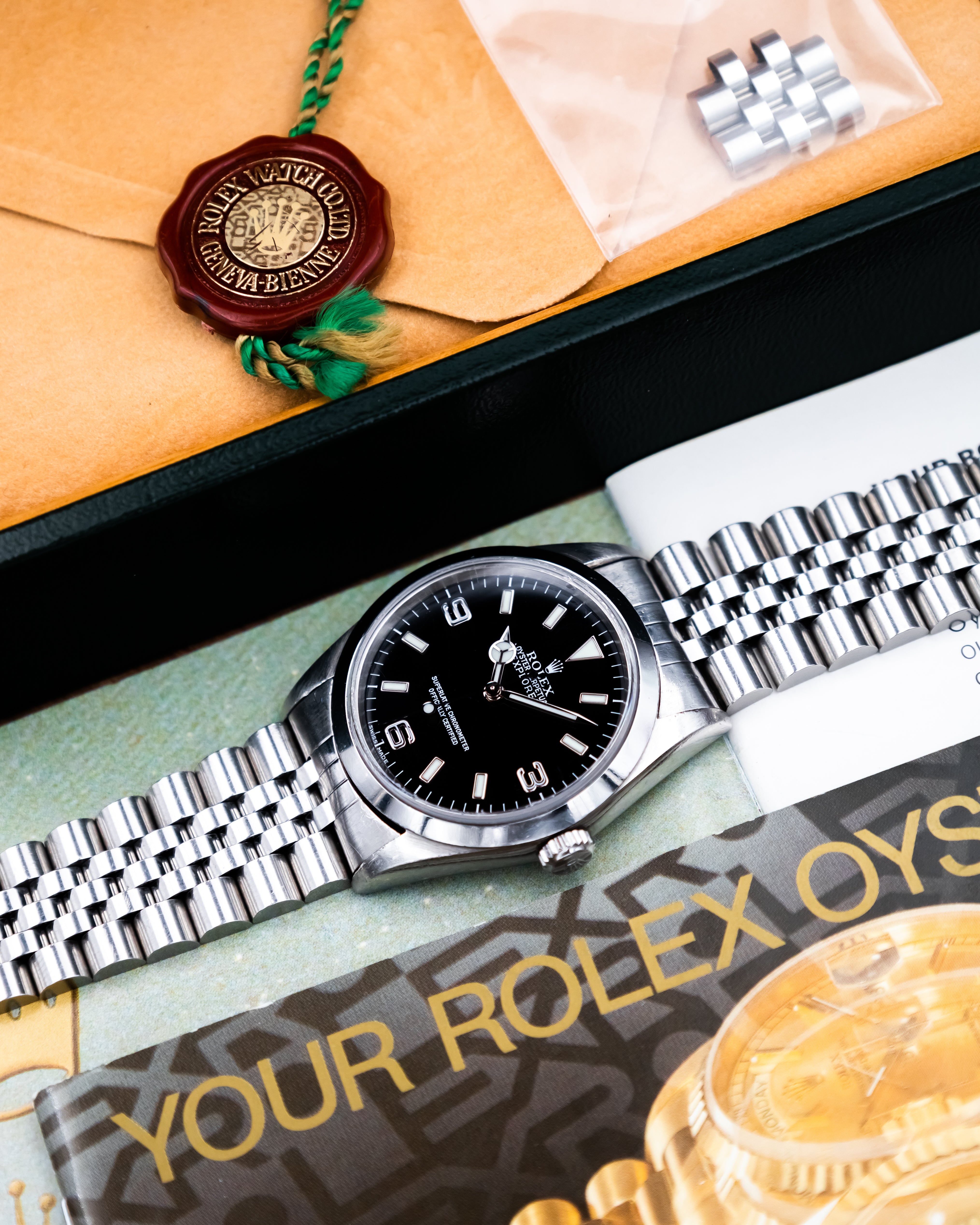Rolex 14270 Explorer - SWISS black dial