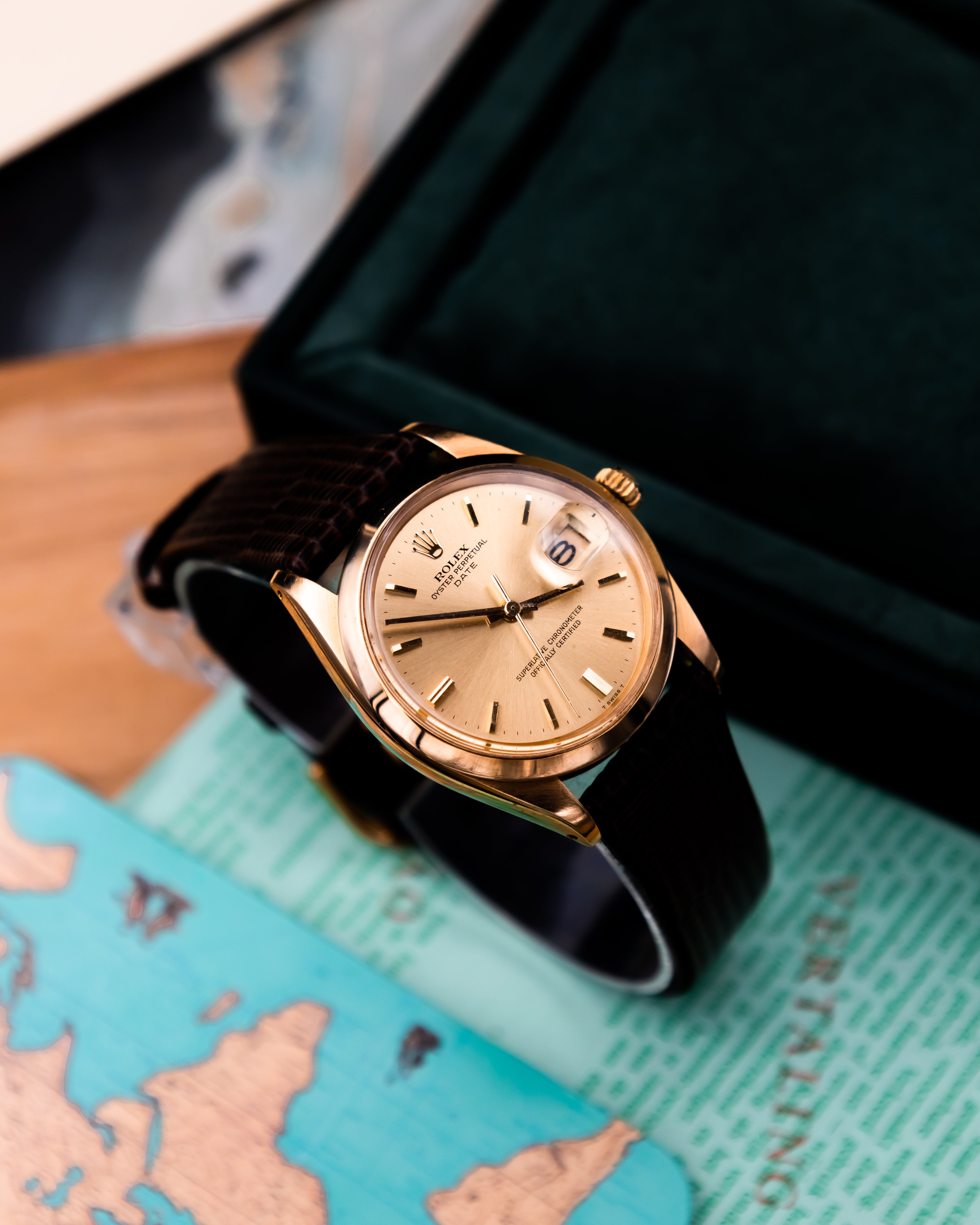 Rolex 1500 Perpetual date 18k - gold dial