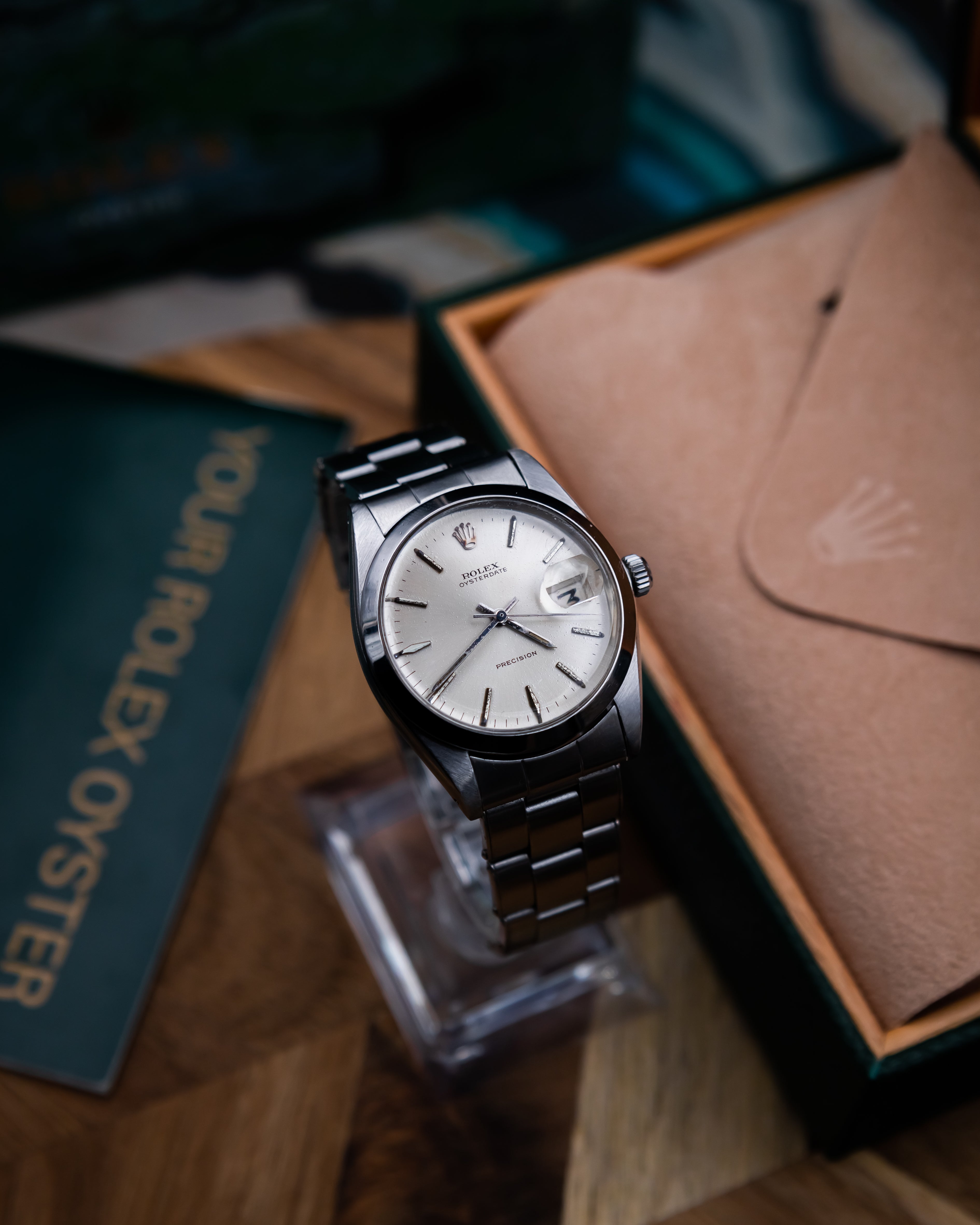 Rolex 6694 Oysterdate - classic dial