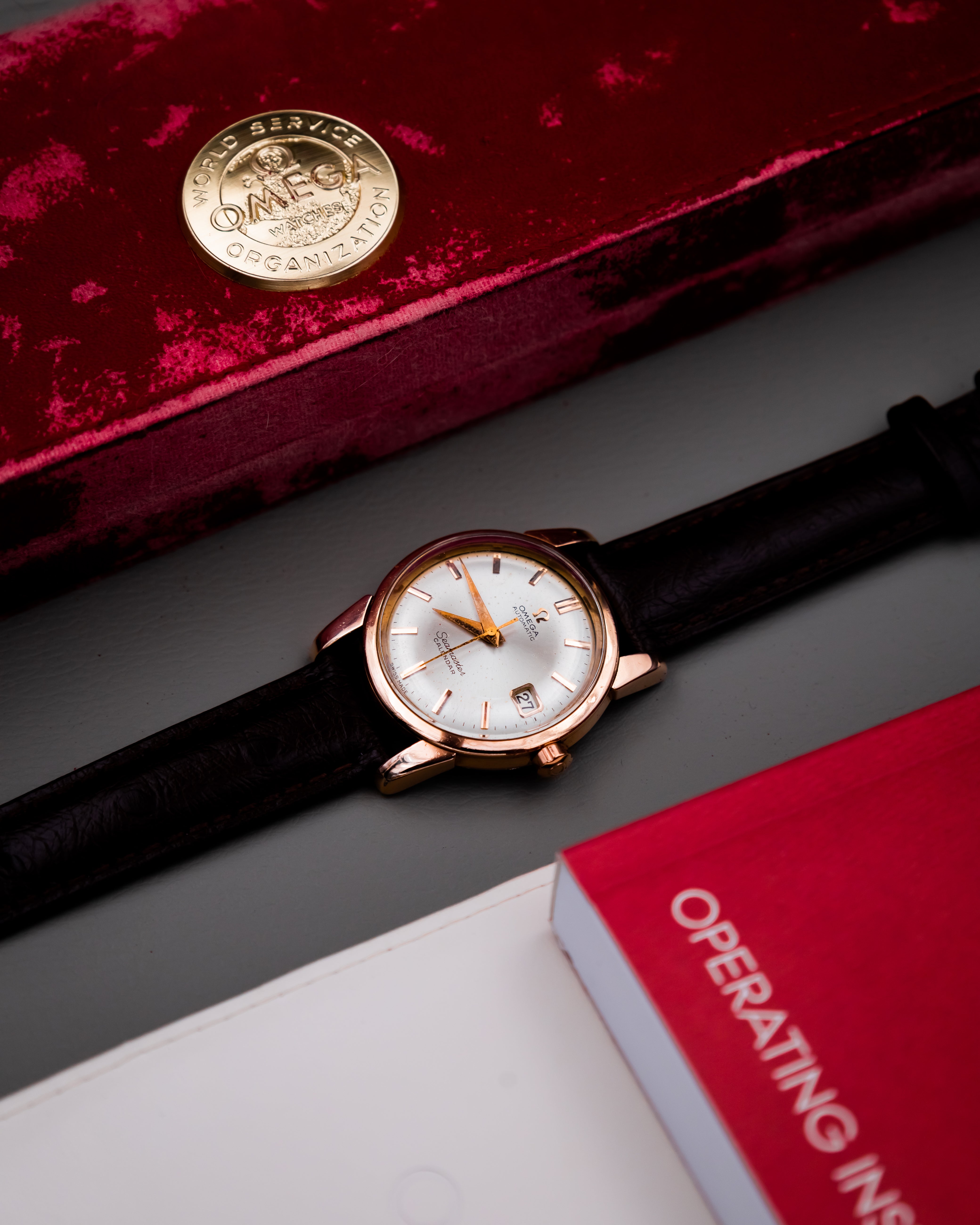 Omega 2849 - 8SC Seamaster Calender - champagne dial