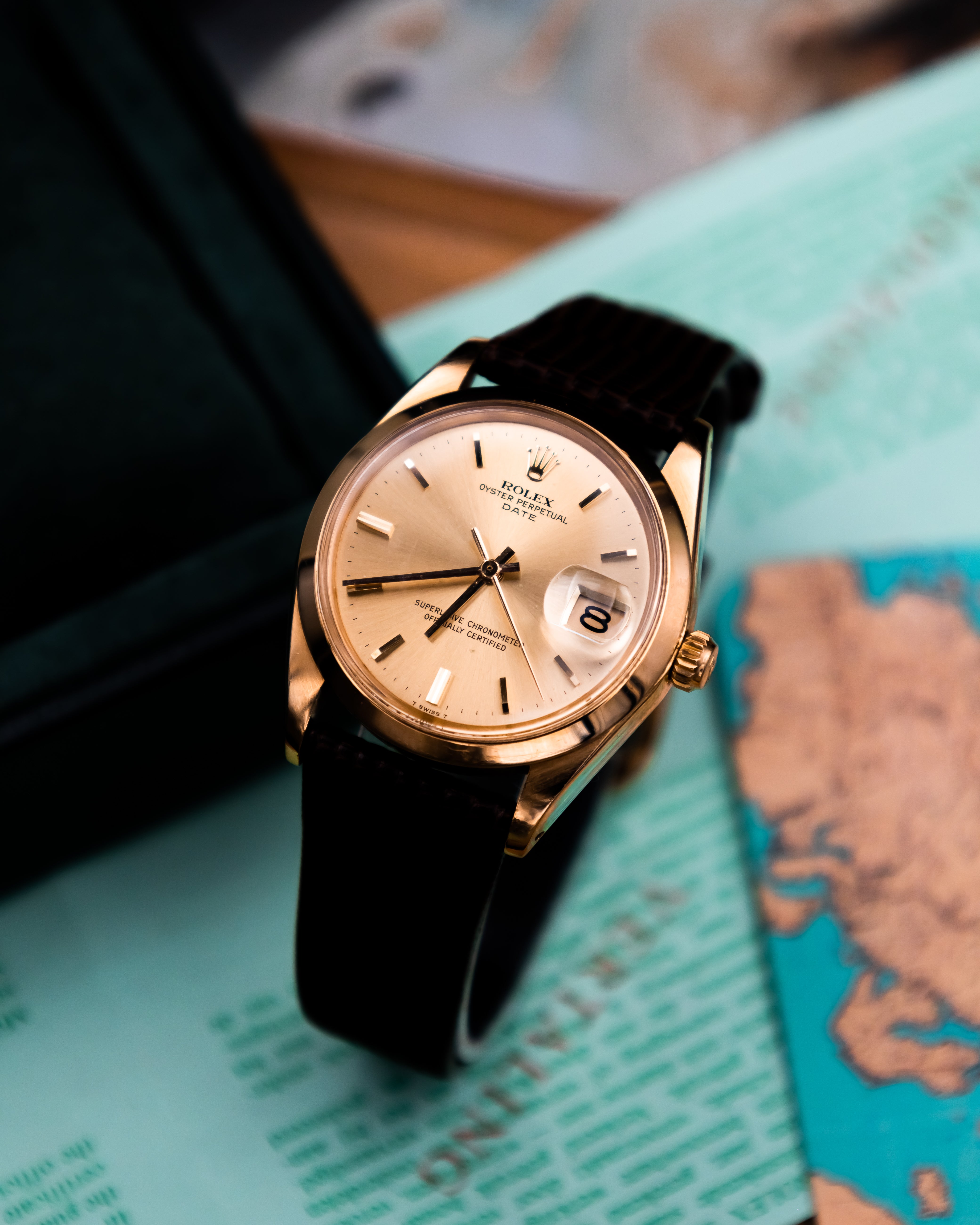 Rolex 1500 Perpetual date 18k - gold dial