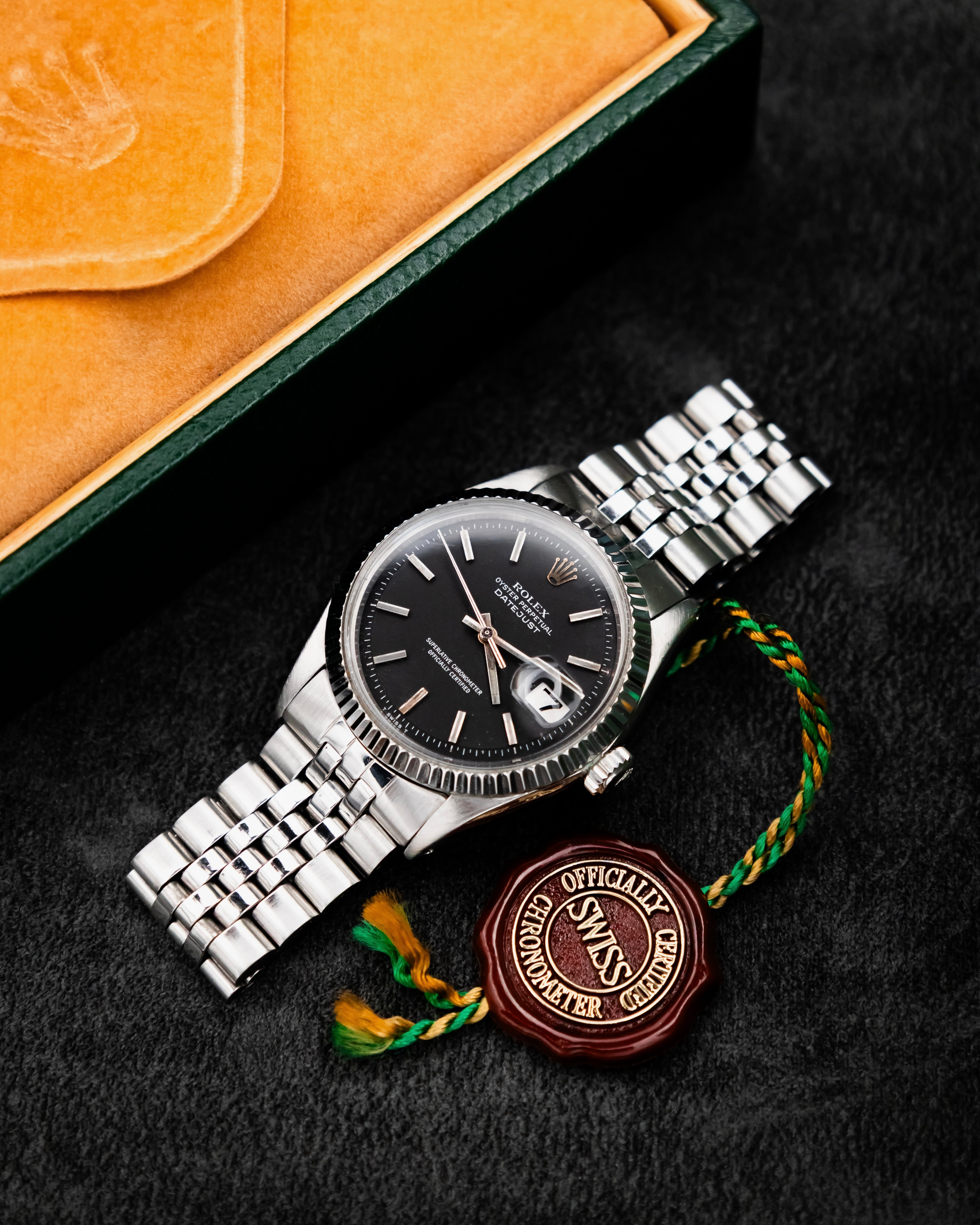 Rolex 1603 Perpetual Date - black dial