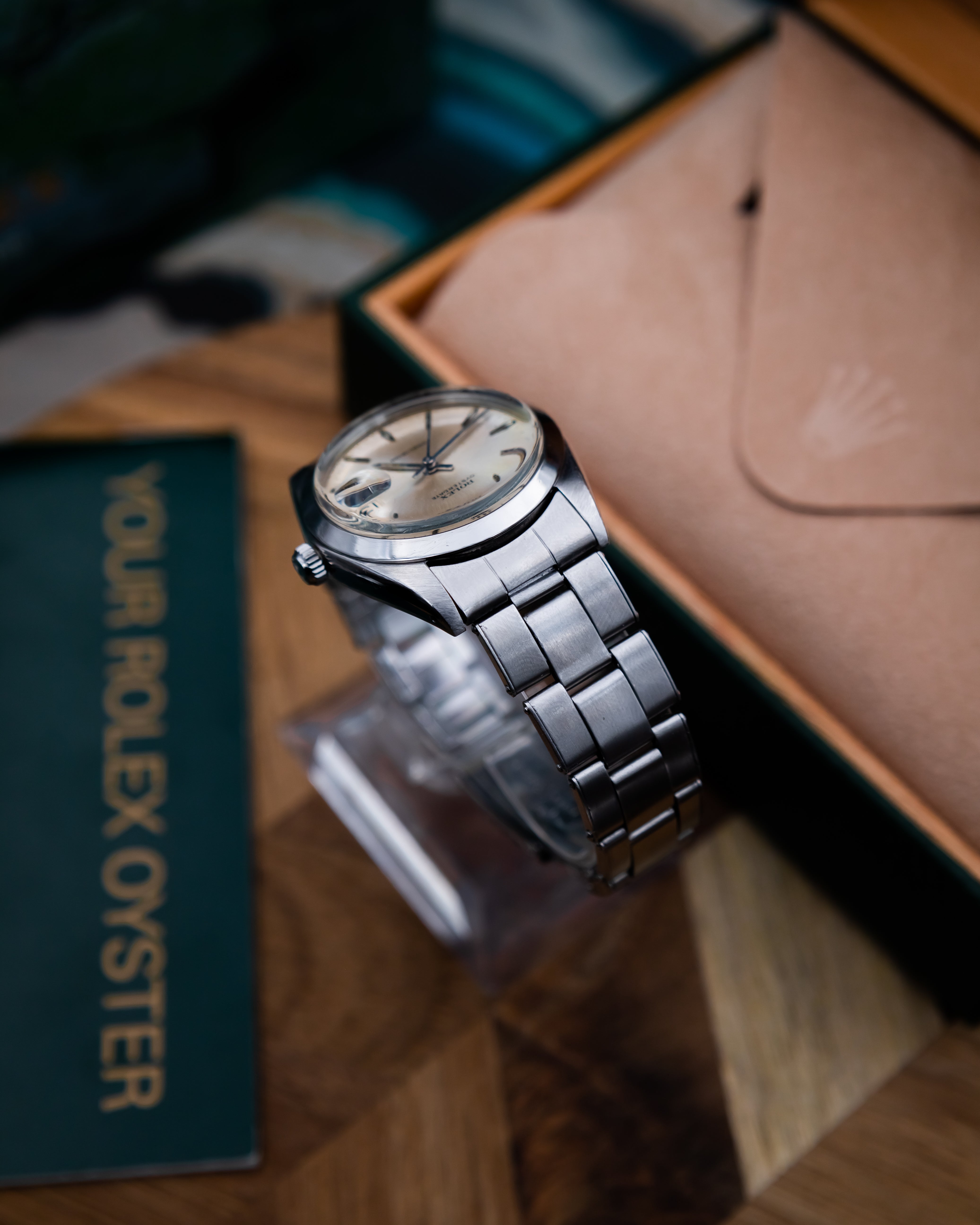 Rolex 6694 Oysterdate - classic dial