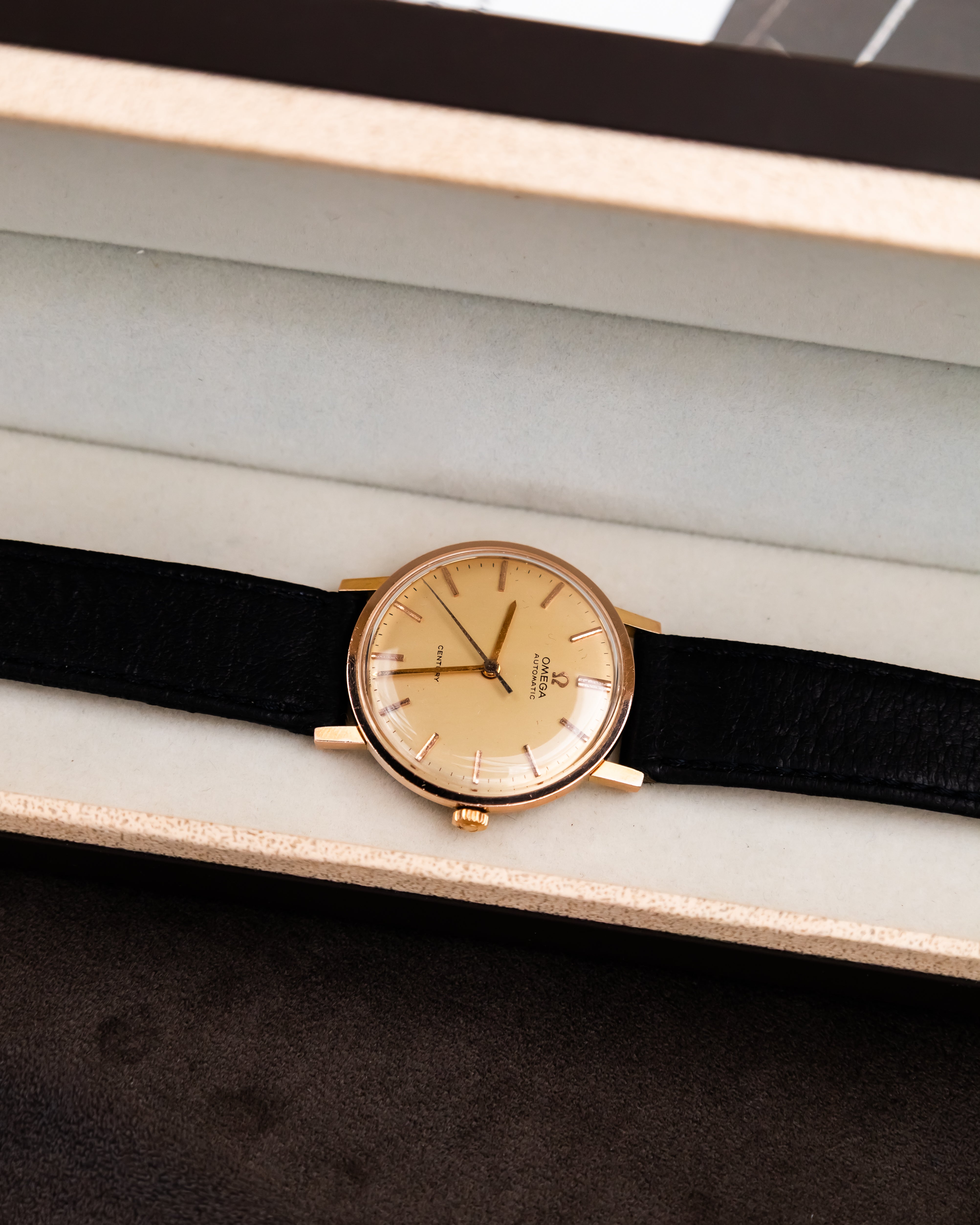 Omega 162.009 Century Automatic - Champagne Dial