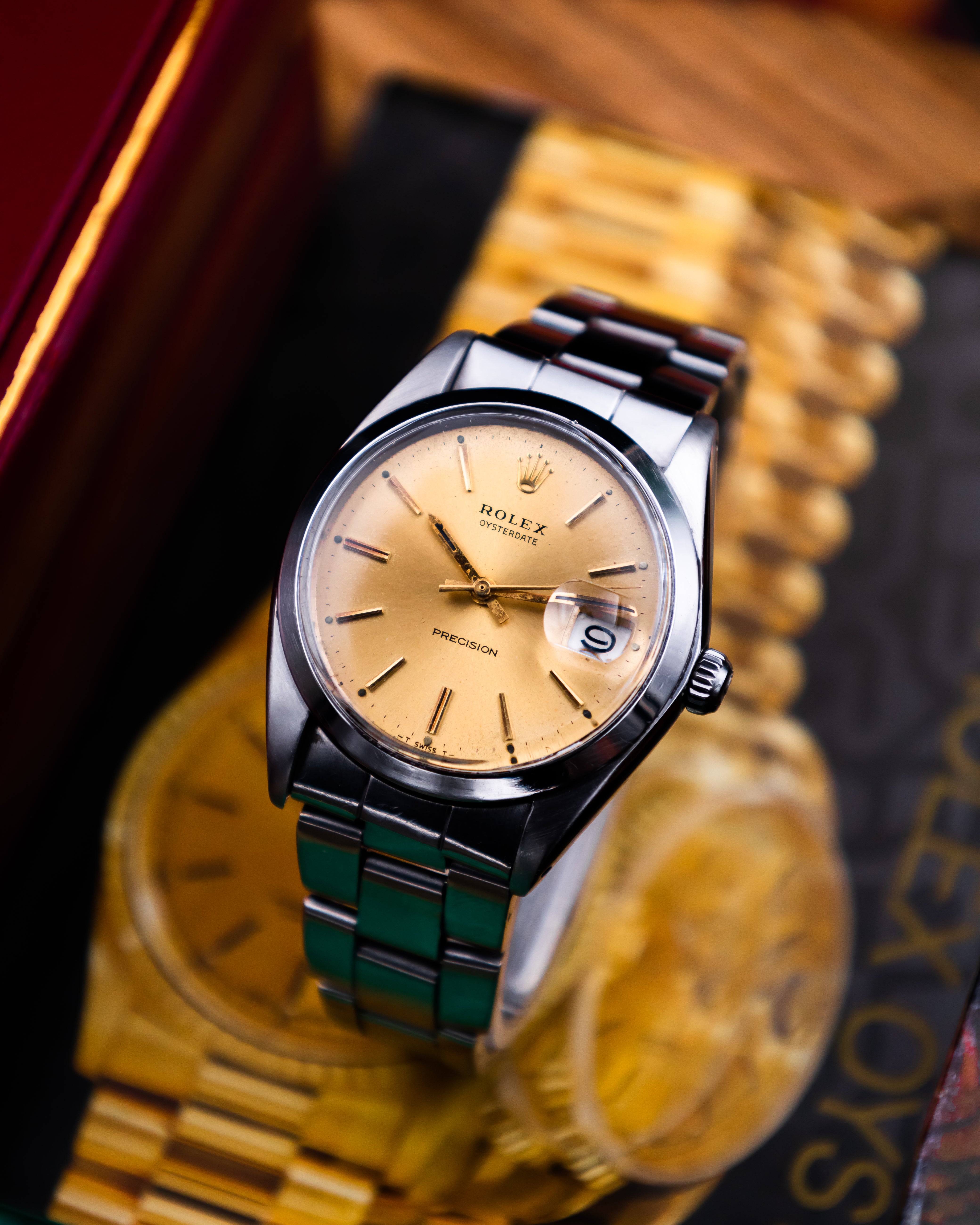 Rolex 6694 Oysterdate - champagne dial