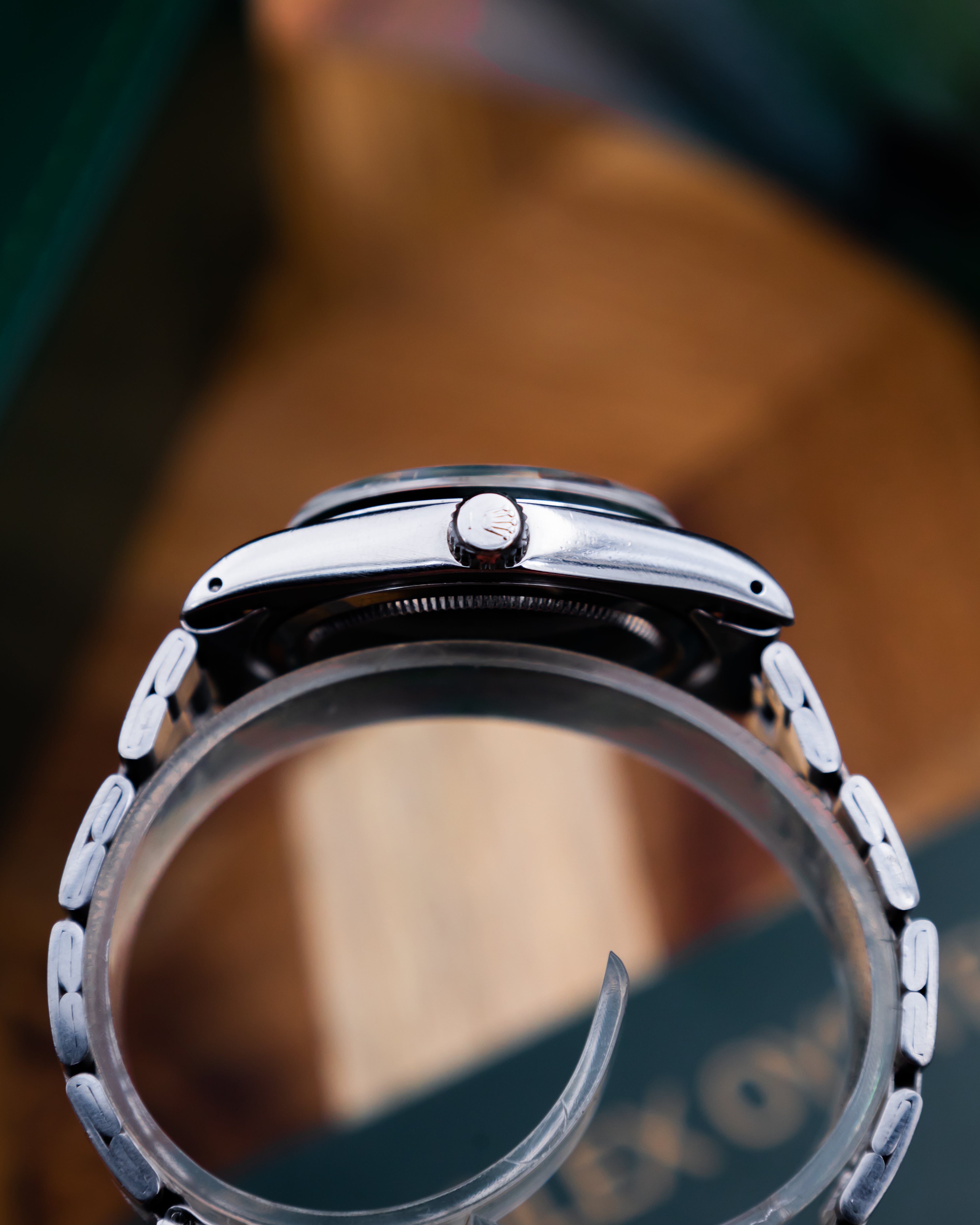 Rolex 6694 Oysterdate - Linen dial