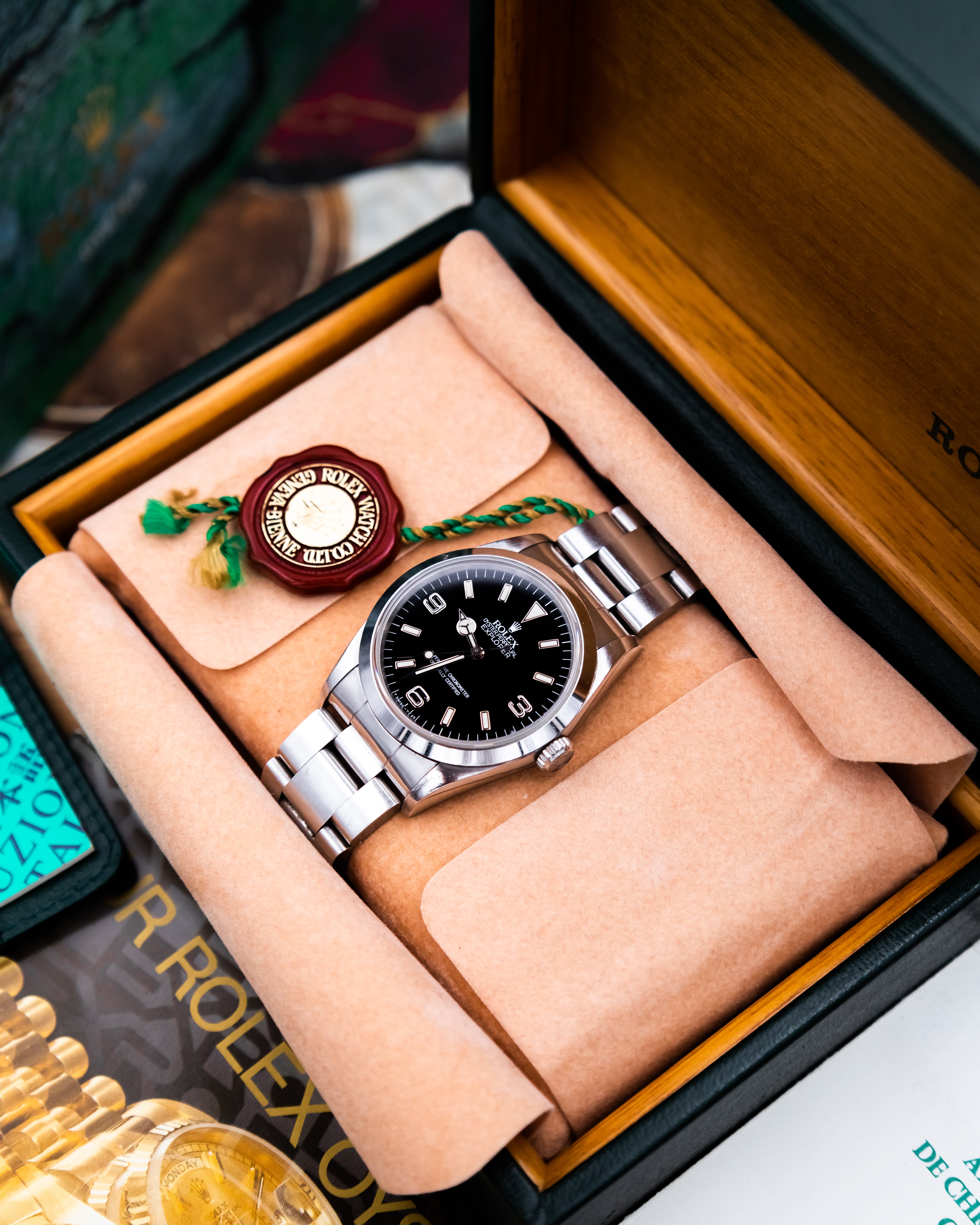 Rolex 14270 Explorer - black dial