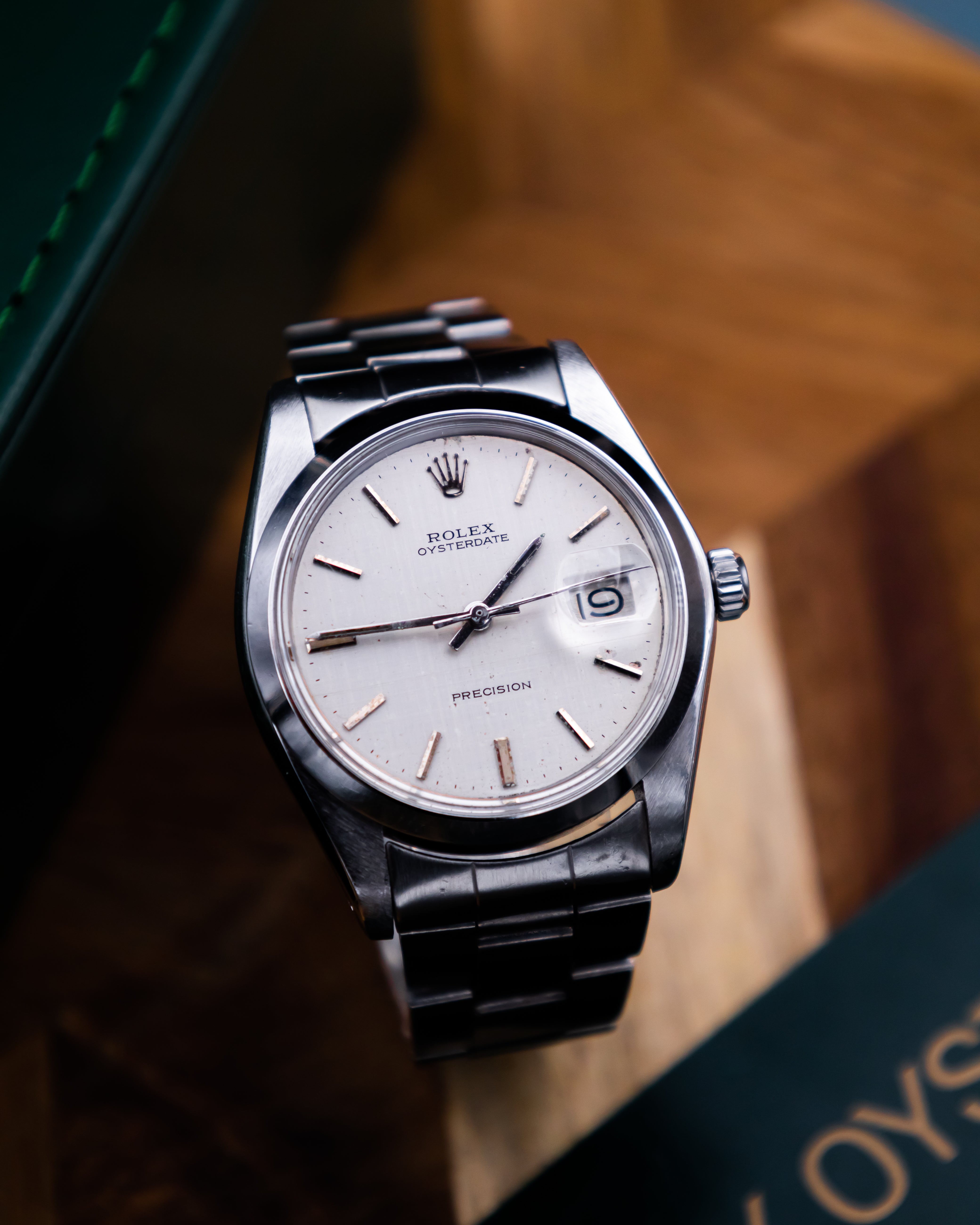 Rolex 6694 Oysterdate - Linen dial
