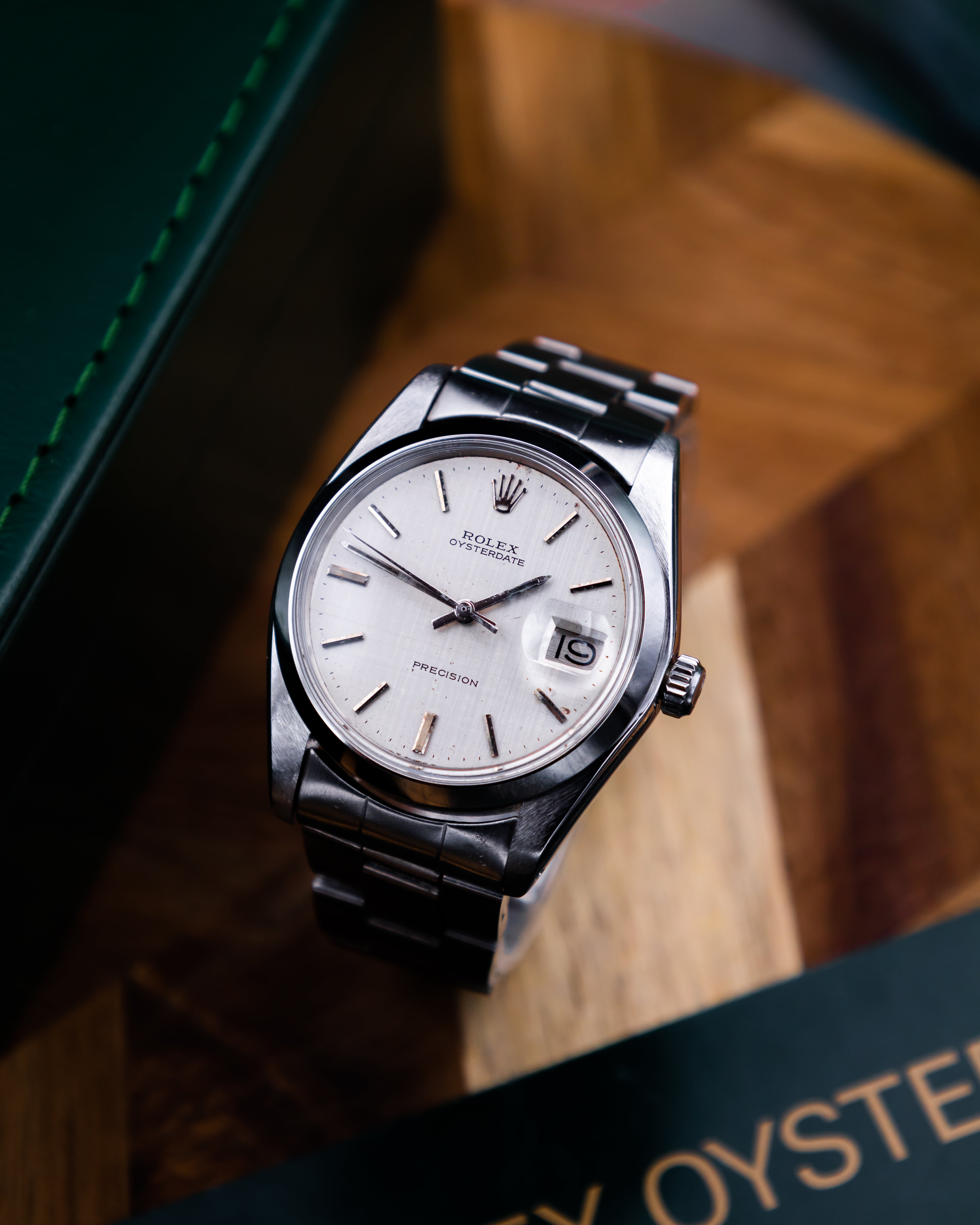 Rolex 6694 Oysterdate - Linen dial