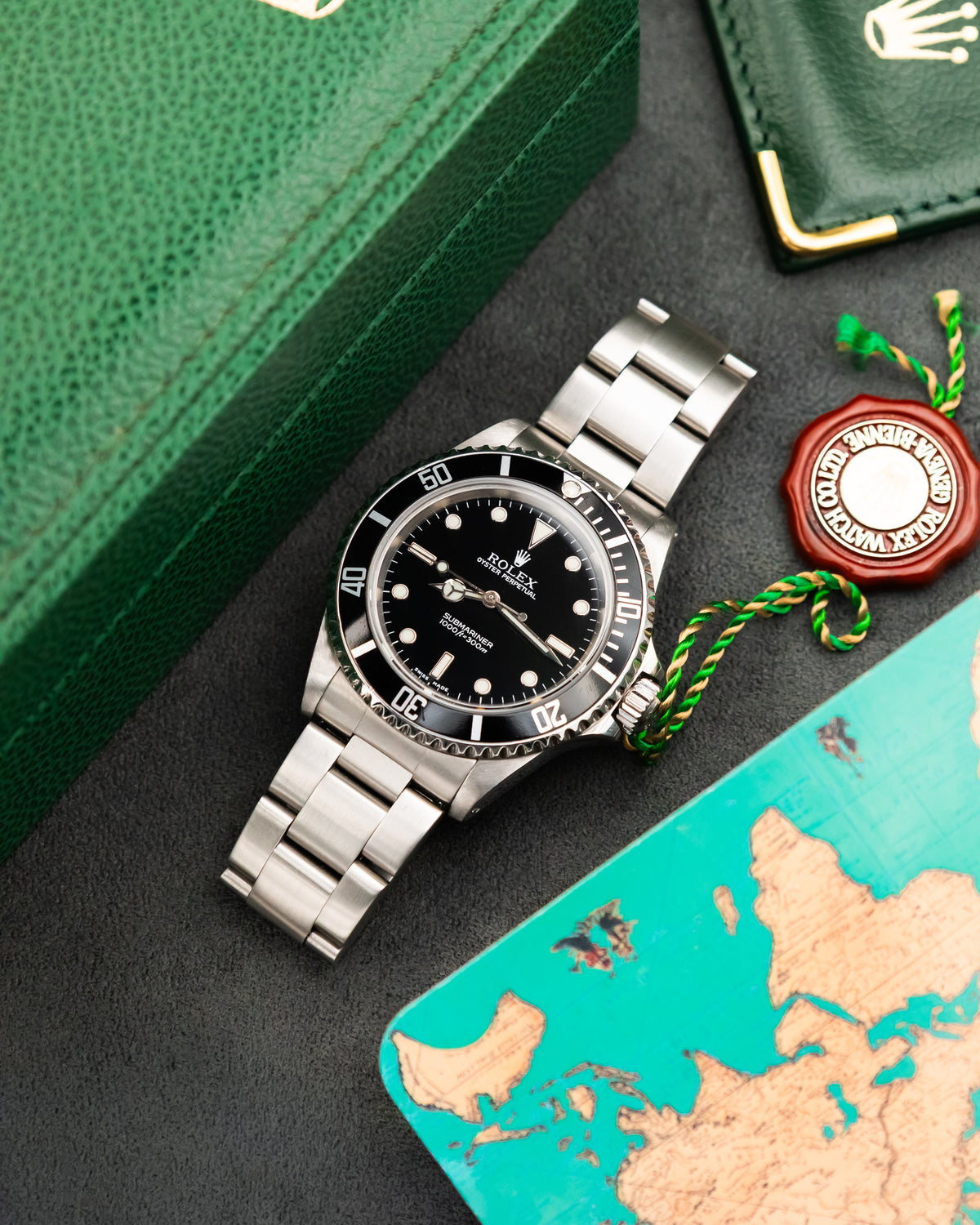 Rolex 14060 Submariner No Date - Swiss Made dial