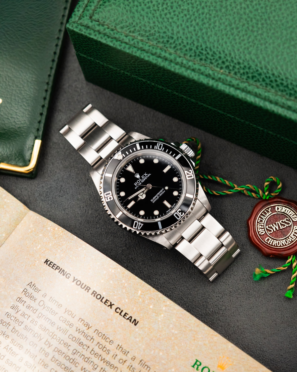 Rolex 14060 Submariner No Date - Swiss Made dial