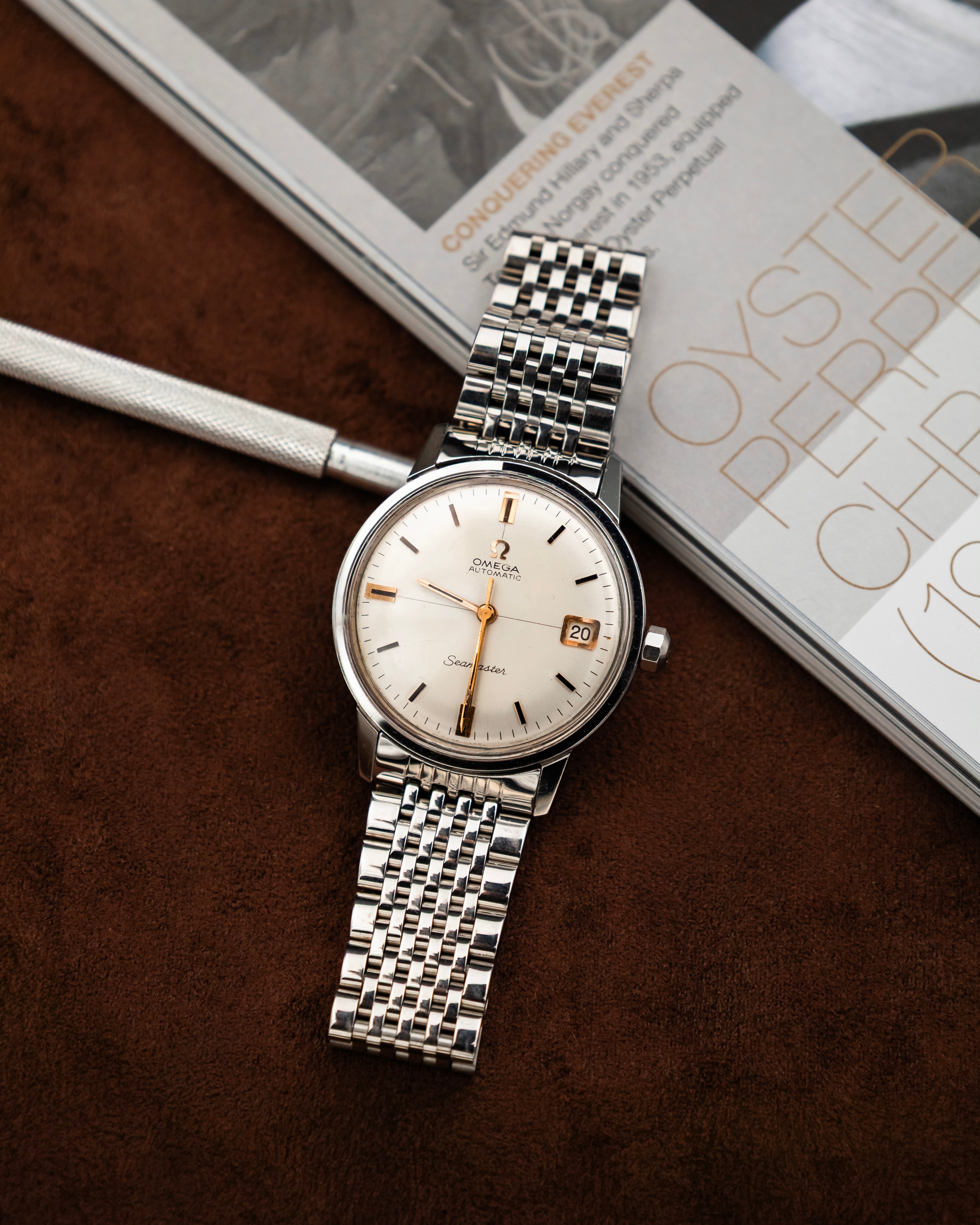 Omega 166.002 Seamaster - White Crosshair dial