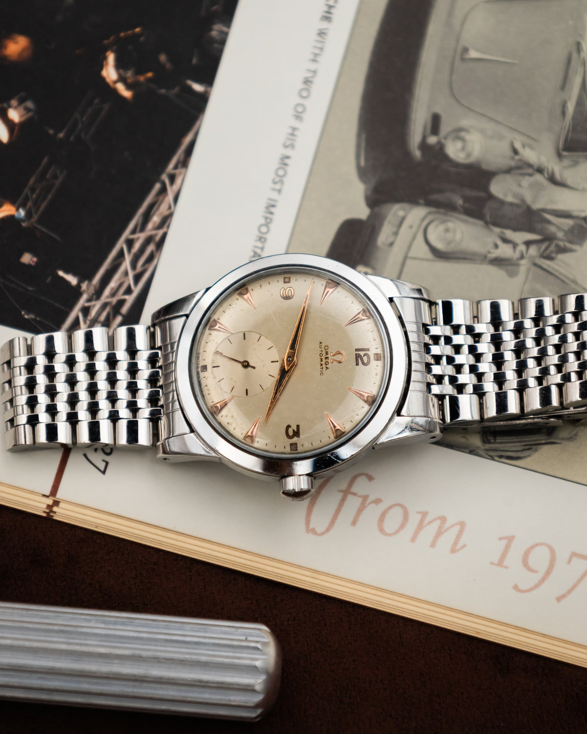 Omega 2576-1 Bumper Sub-Second - Silver cream dial