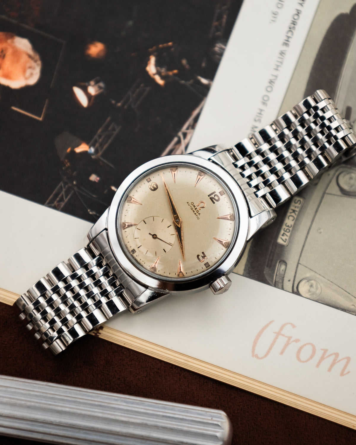 Omega 2576-1 Bumper Sub-Second - Silver cream dial