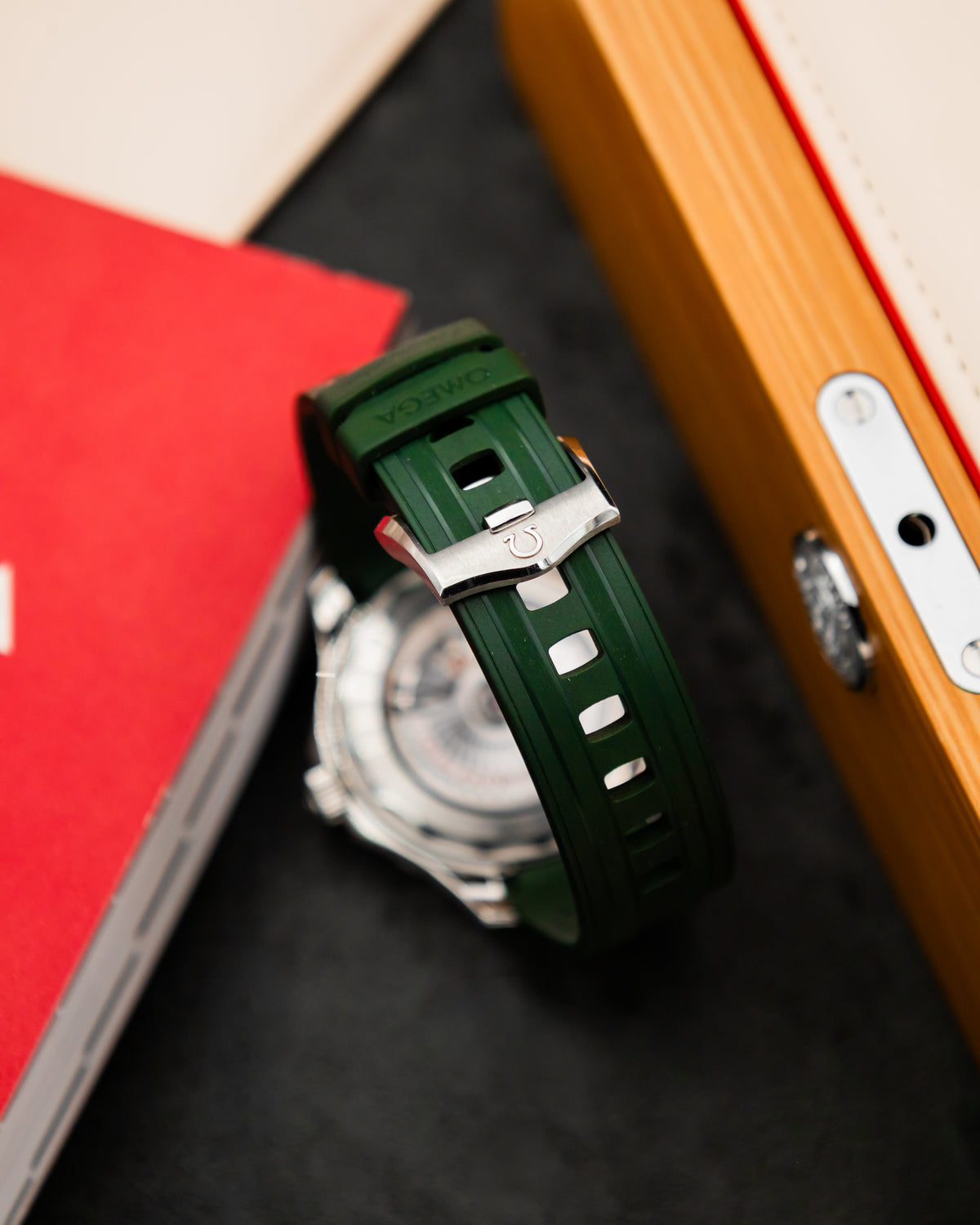 Omega Seamaster Diver 300M Co-Axial - Green Dial