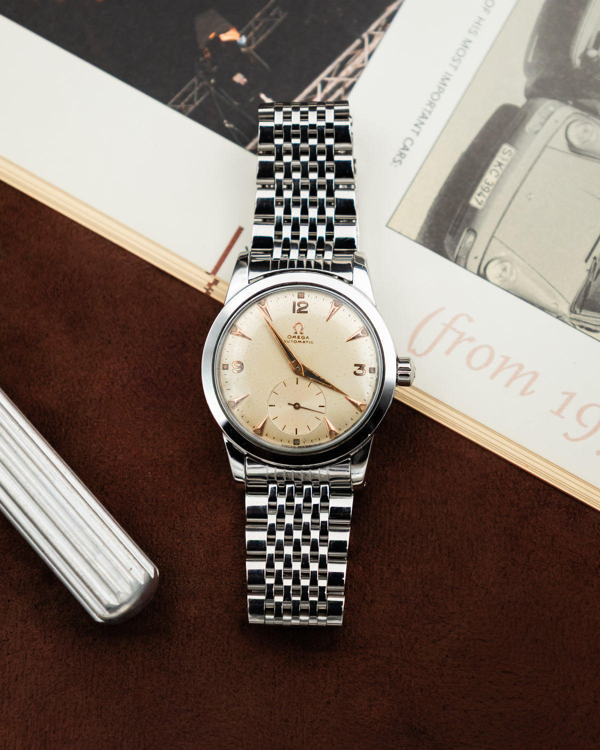 Omega 2576-1 Bumper Sub-Second - Silver cream dial
