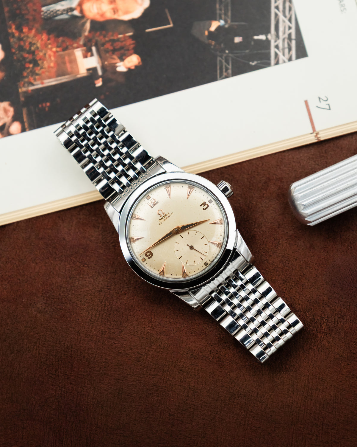 Omega 2576-1 Bumper Sub-Second - Silver cream dial