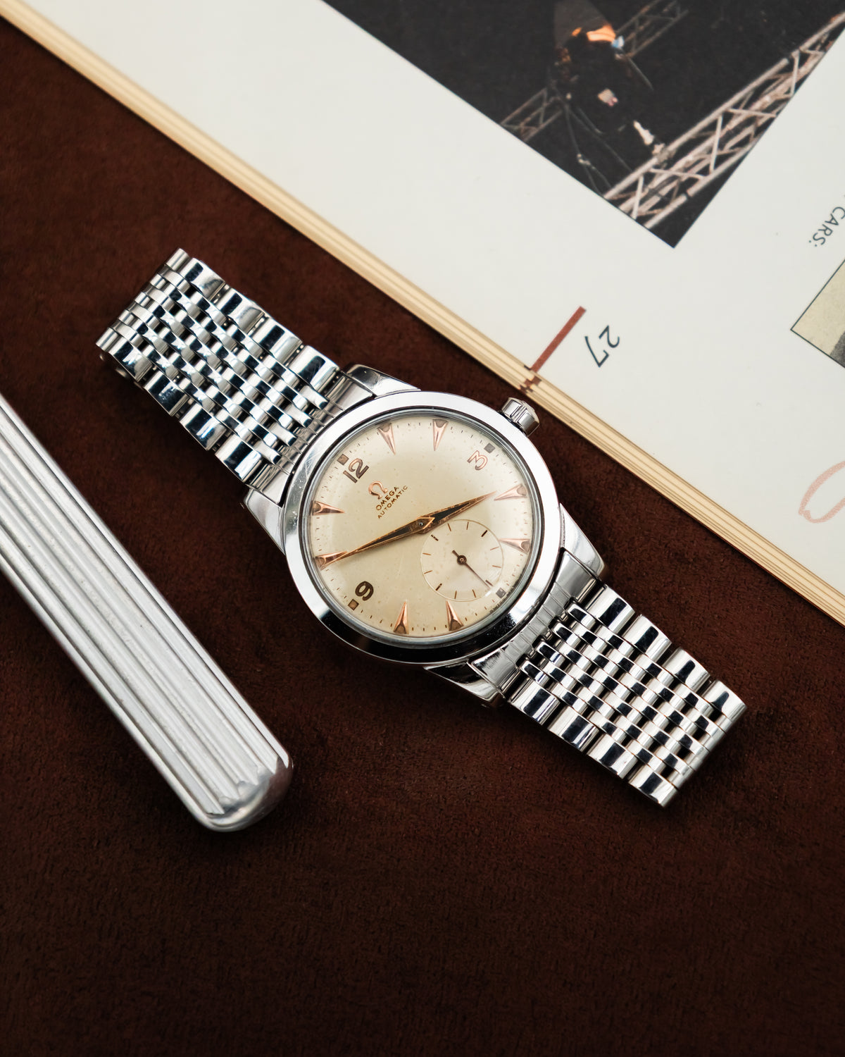 Omega 2576-1 Bumper Sub-Second - Silver cream dial