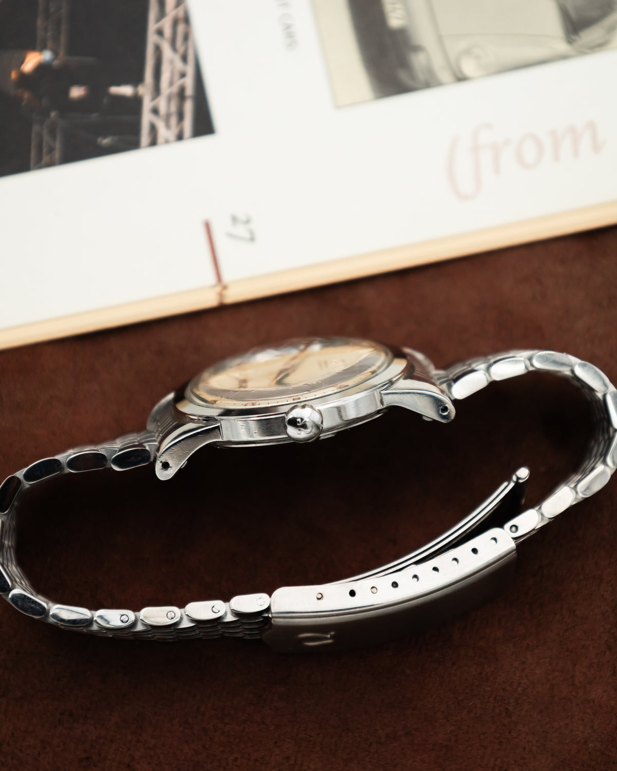 Omega 2576-1 Bumper Sub-Second - Silver cream dial