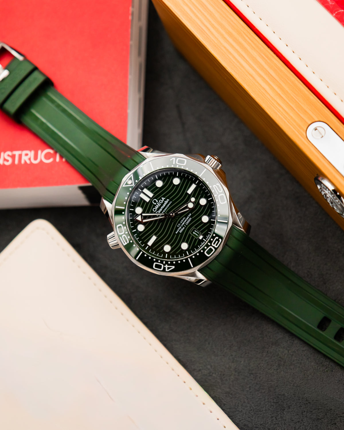 Omega Seamaster Diver 300M Co-Axial - Green Dial