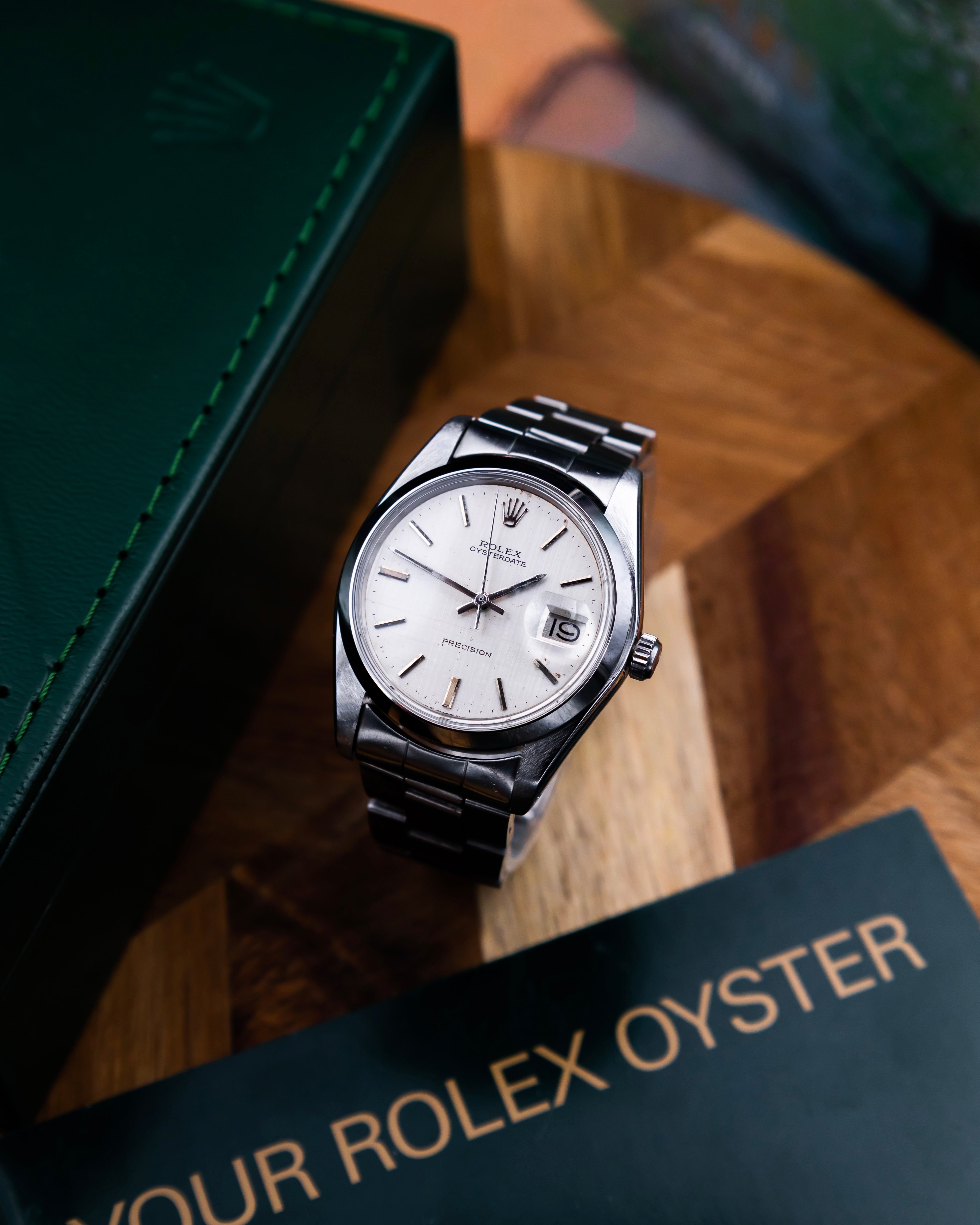 Rolex 6694 Oysterdate - Linen dial