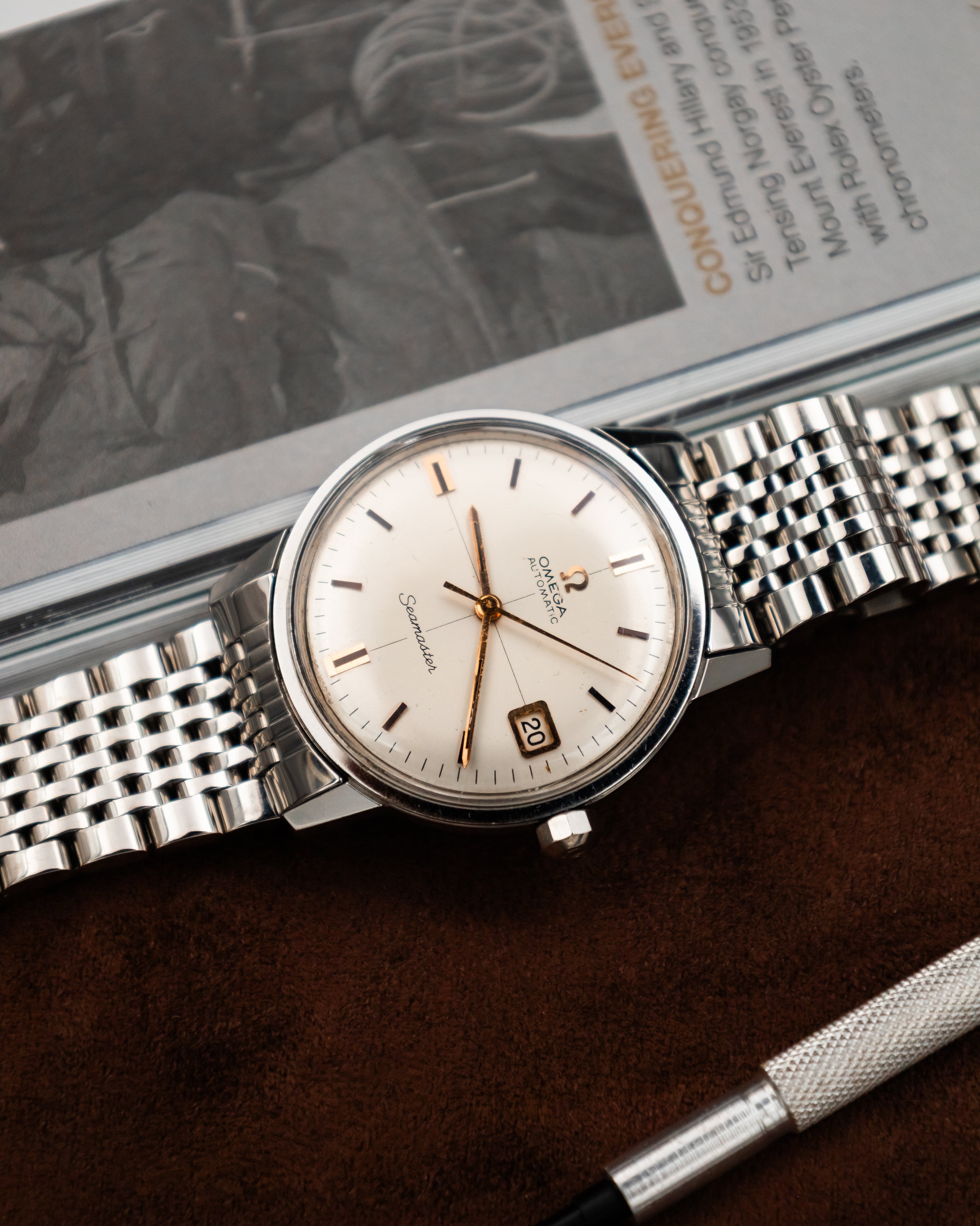 Omega 166.002 Seamaster - White Crosshair dial