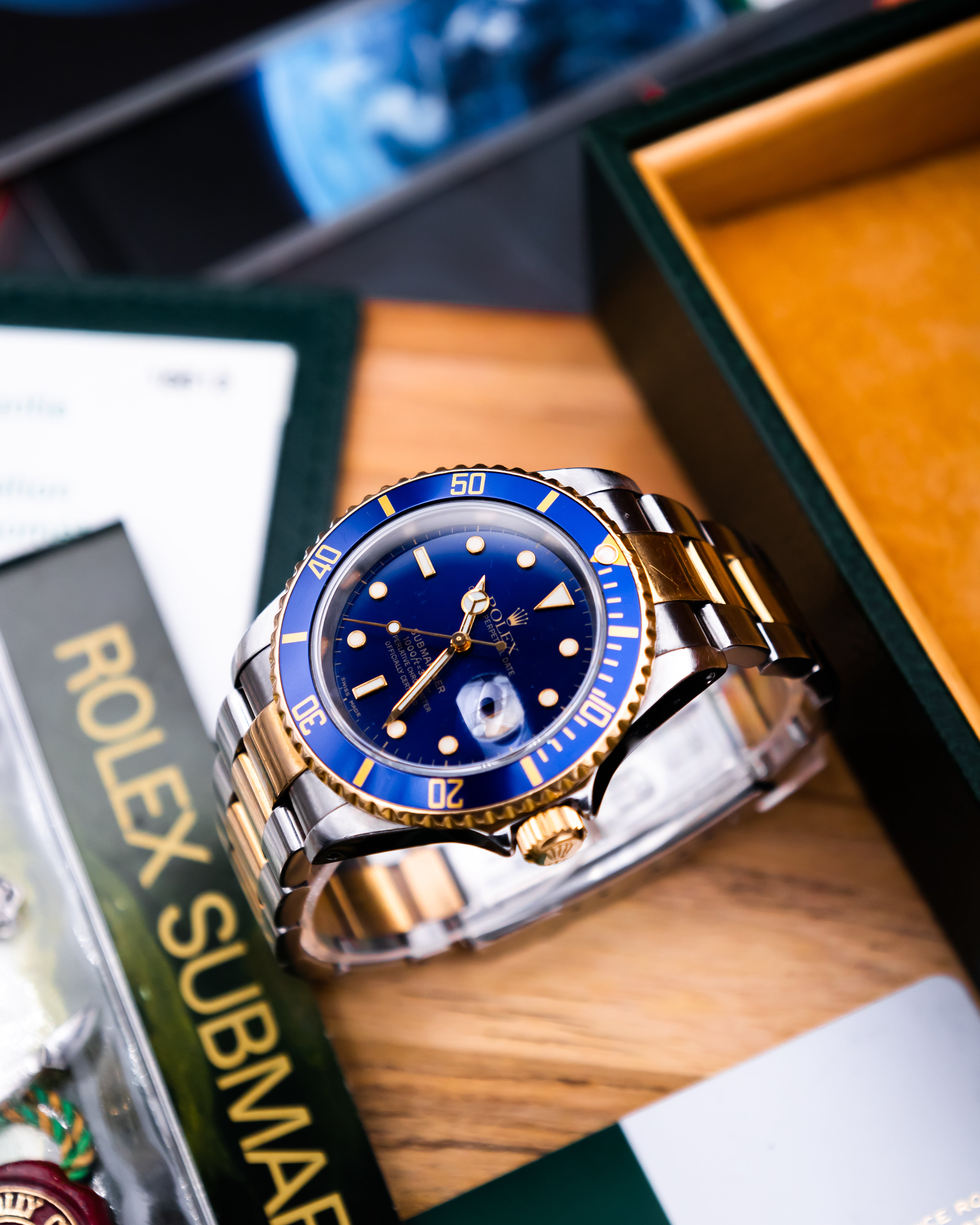 Rolex 16613 submariner date - blue dial