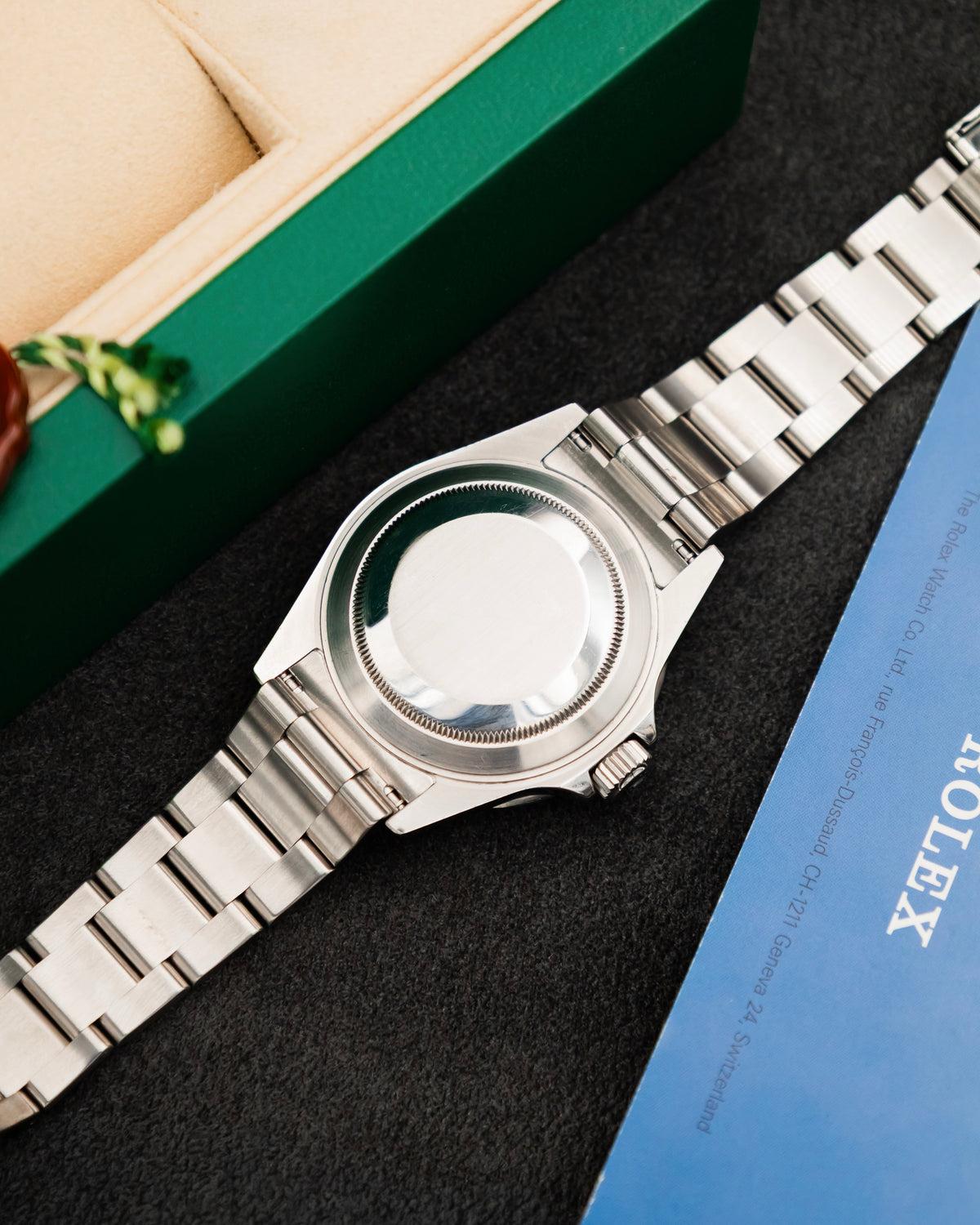 Rolex 16610T Submariner Date - black Swiss made dial