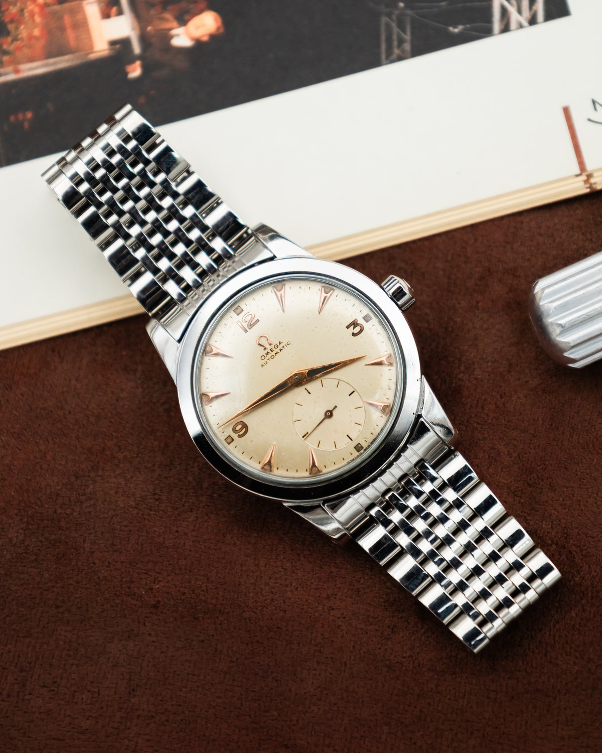 Omega 2576-1 Bumper Sub-Second - Silver cream dial