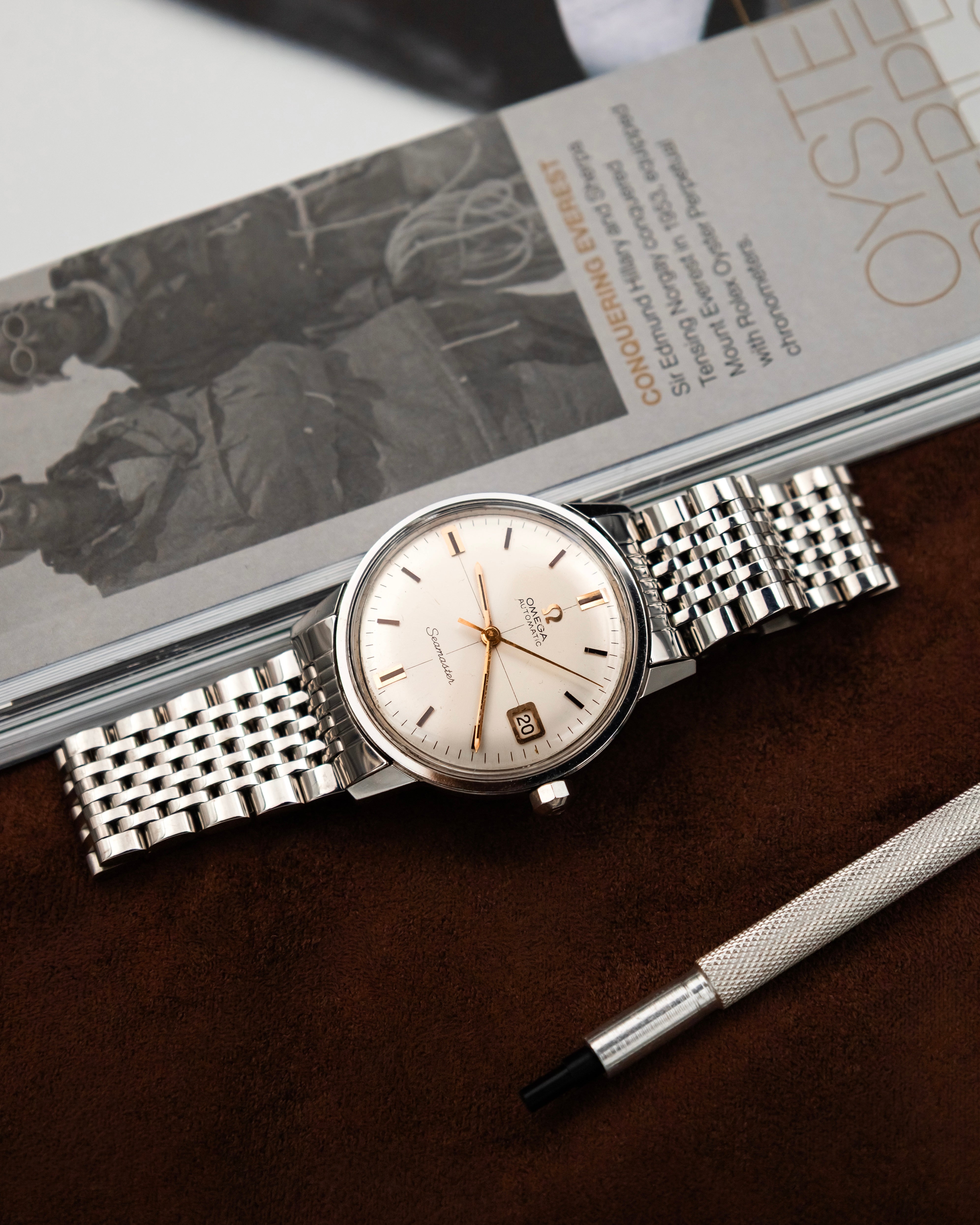 Omega 166.002 Seamaster - White Crosshair dial