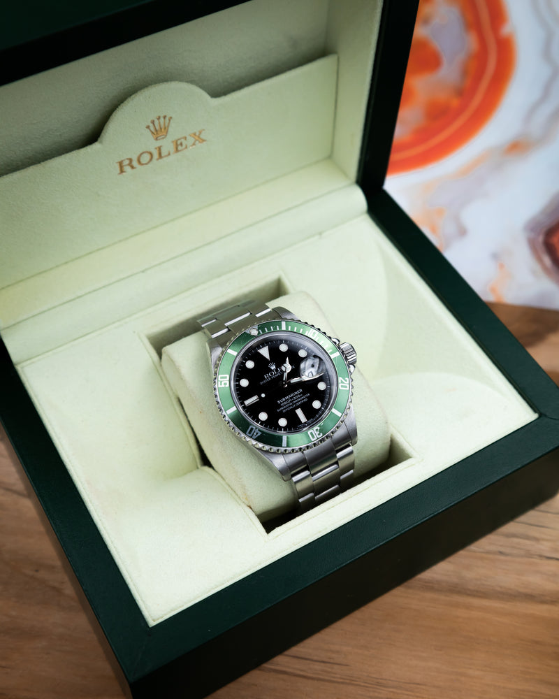 Rolex Submariner Kermit  - black maxi dial