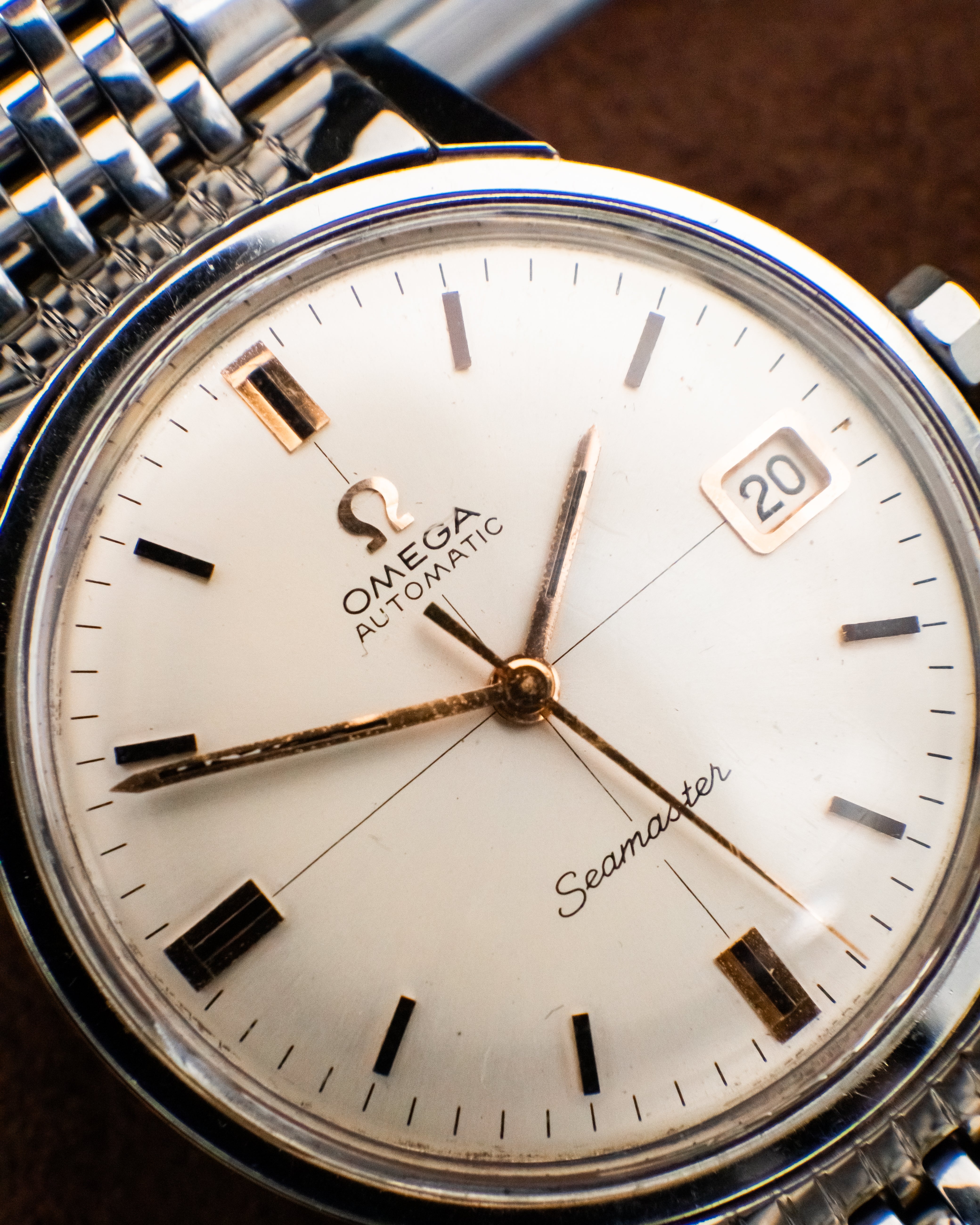 Omega 166.002 Seamaster - White Crosshair dial