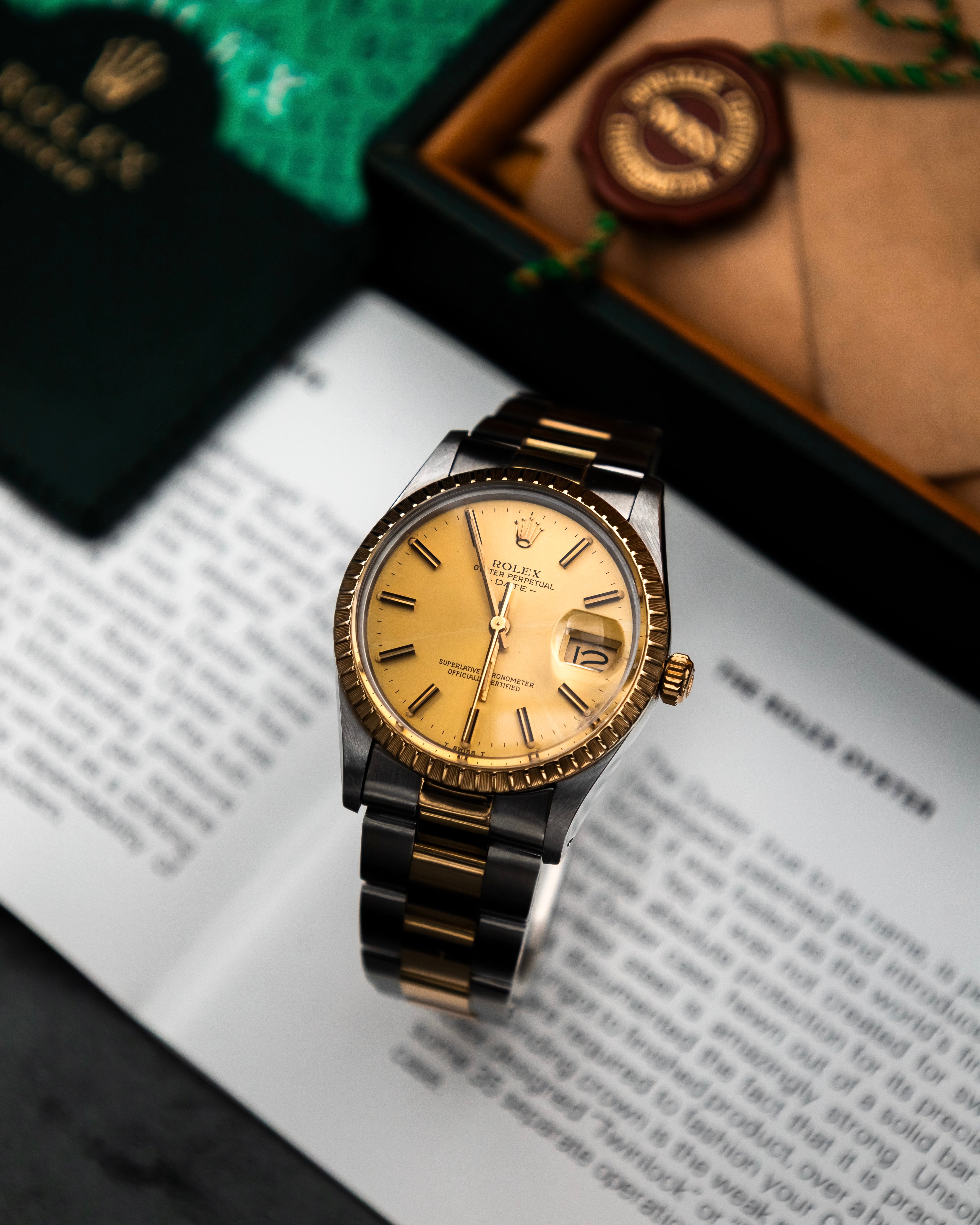 Rolex 15053 Oyster Perpetual Date - champagne dial
