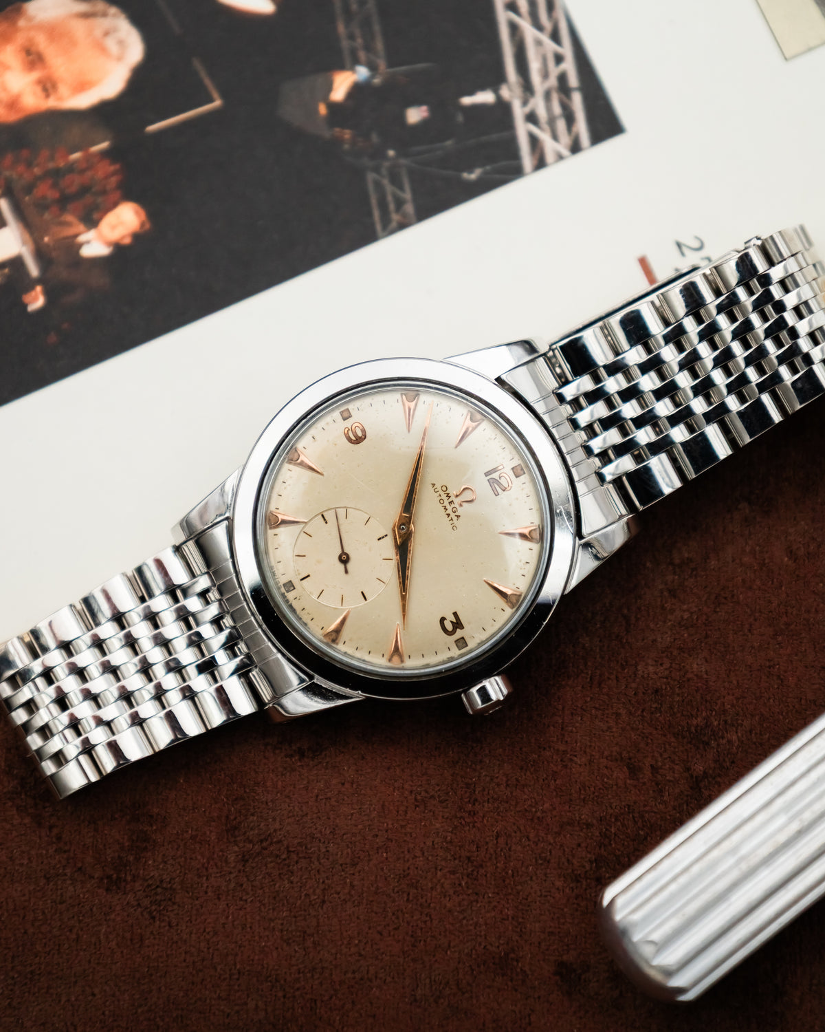 Omega 2576-1 Bumper Sub-Second - Silver cream dial