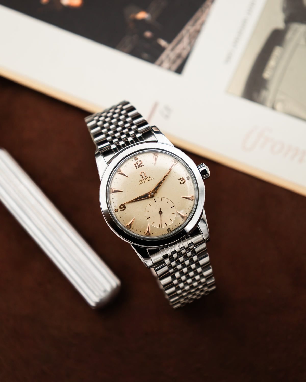 Omega 2576-1 Bumper Sub-Second - Silver cream dial