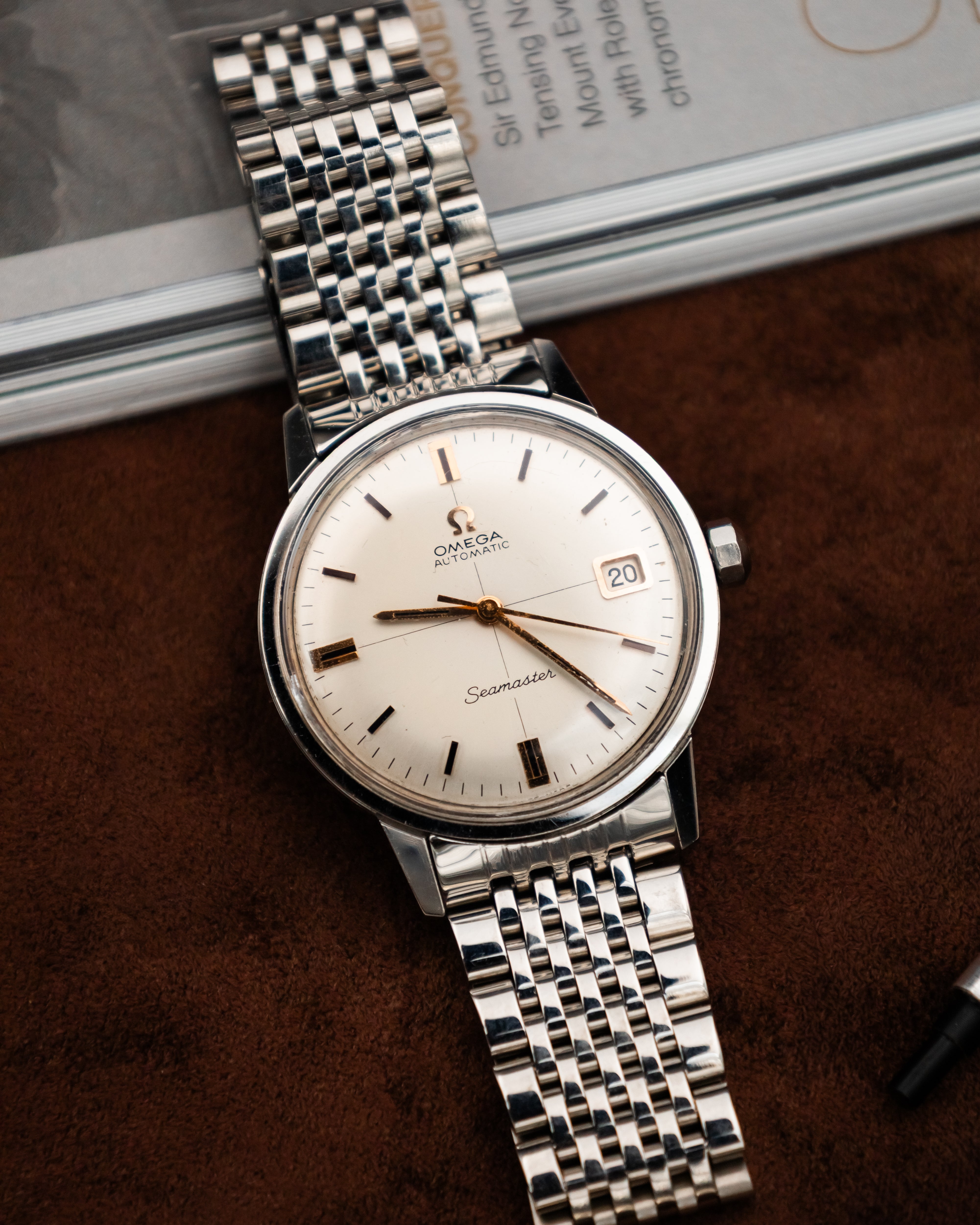 Omega 166.002 Seamaster - White Crosshair dial