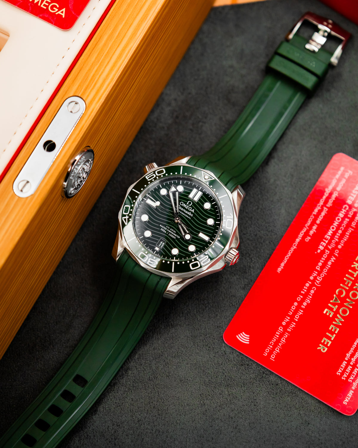 Omega Seamaster Diver 300M Co-Axial - Green Dial